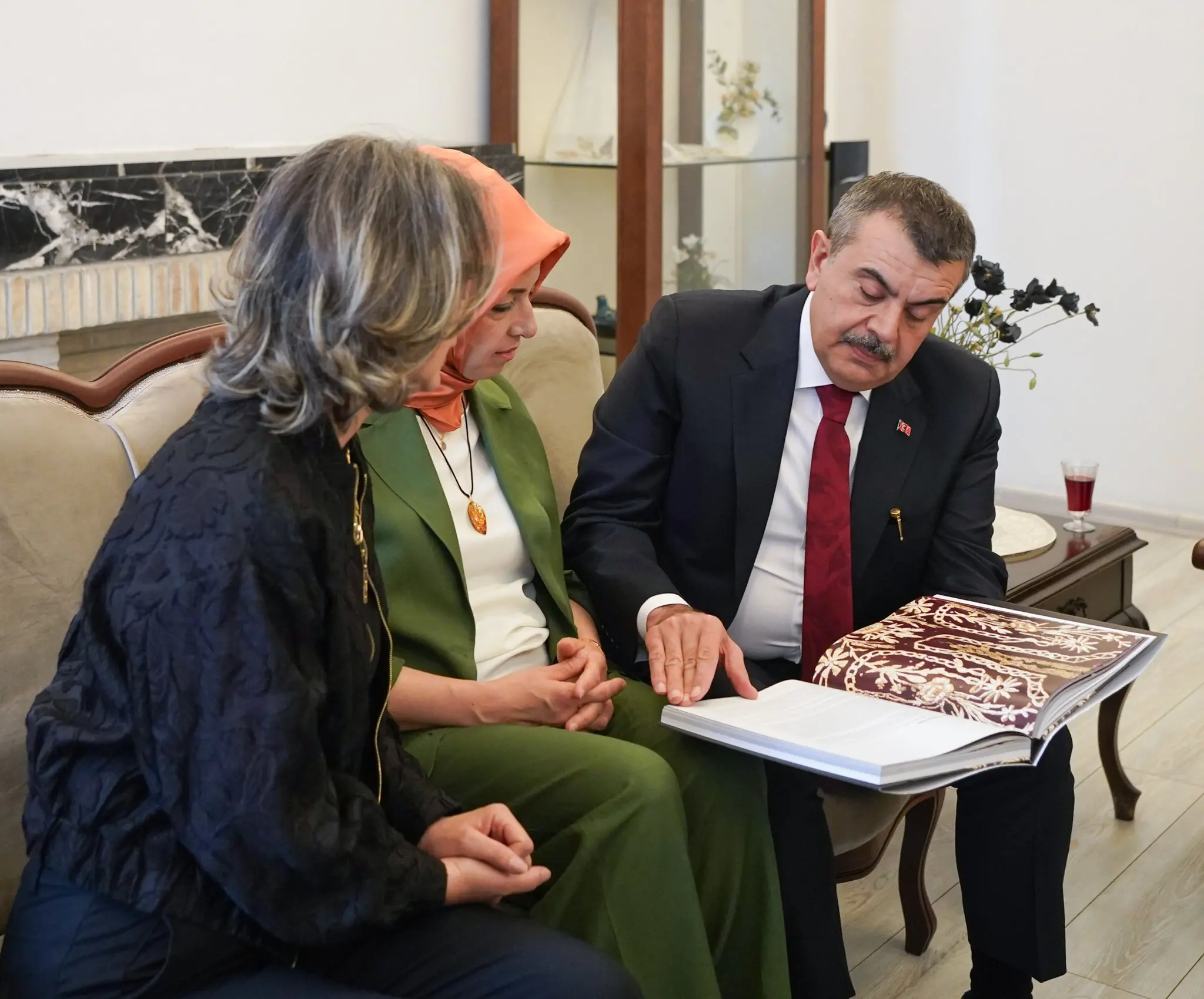 Yusuf Tekin, 'Bindallı in Ankara' kitabının tanıtımına katıldı