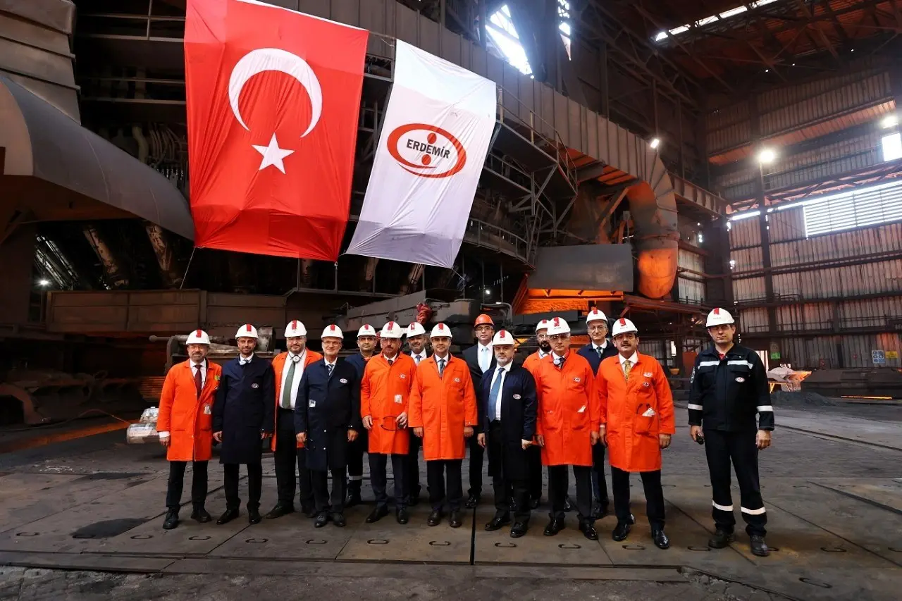 Bakan Kacır Ereğli Demir ve Çelik Fabrikasını Ziyaret Etti