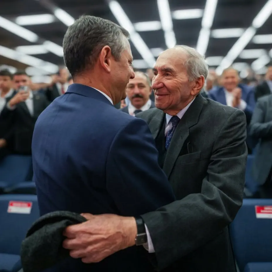 Altan Öymen anısına saygı duruşu