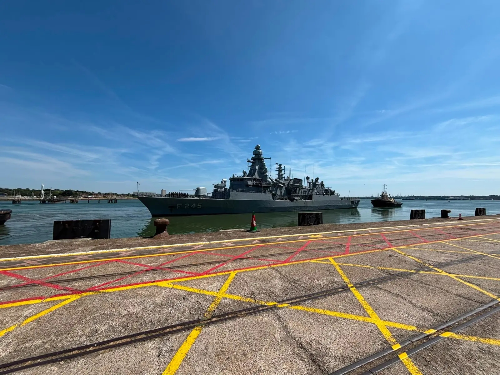 TCG Oruçreis, Southampton Limanı'nı Ziyaret Etti