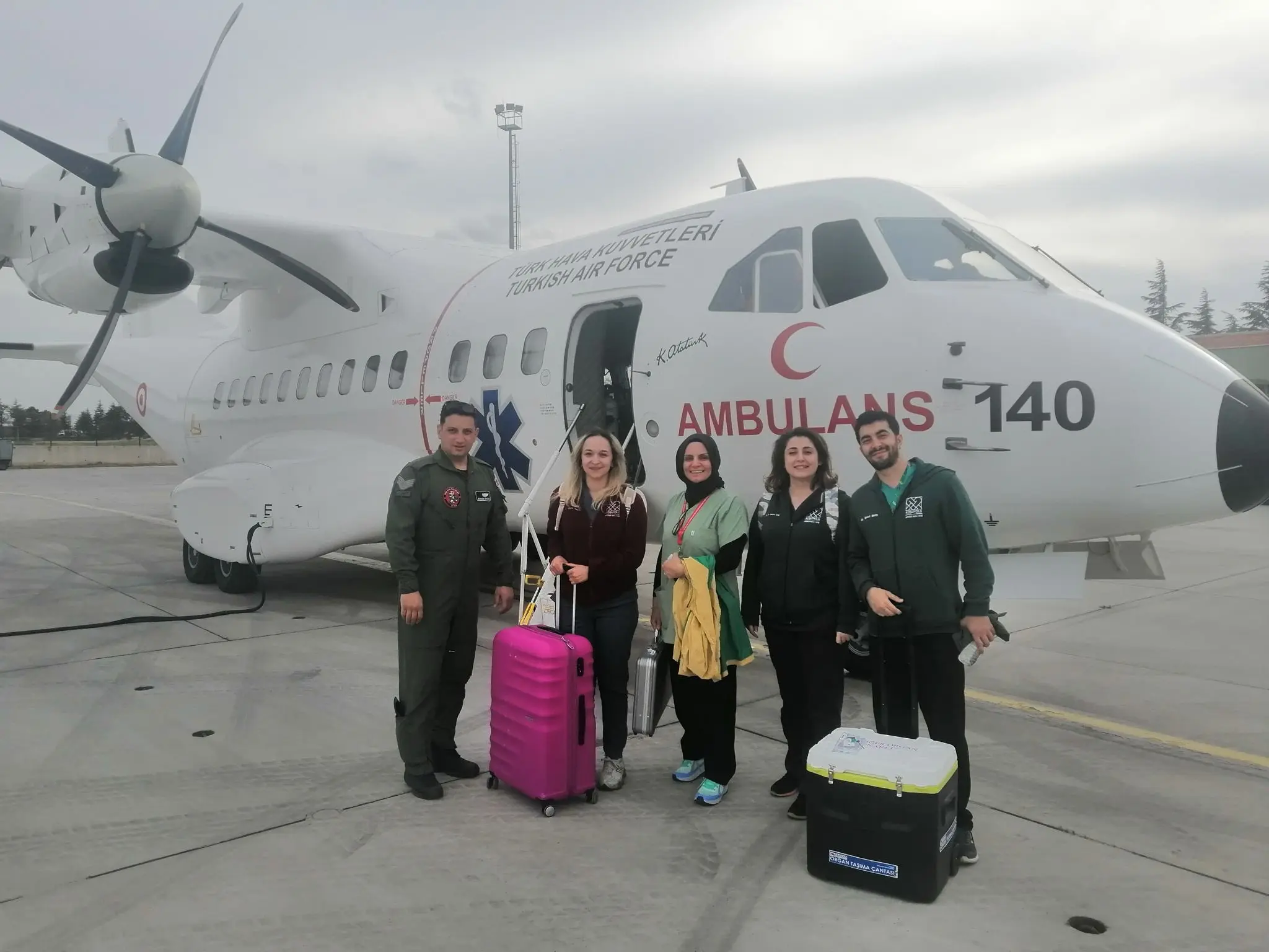 Ambulans uçağı, organ nakli için hasta taşıdı