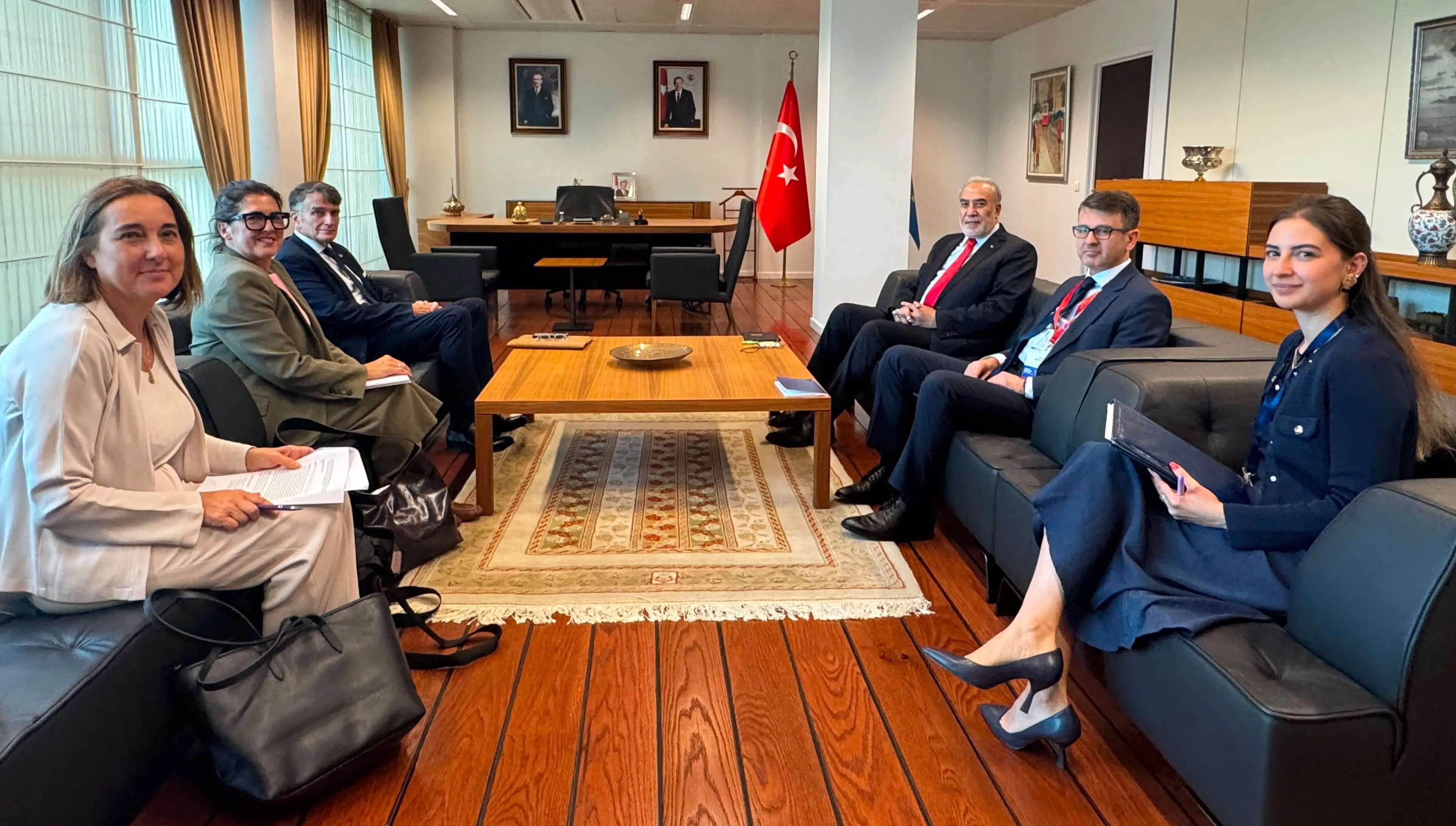 Musa Kulaklıkaya Brüksel'de ikili görüşmeler gerçekleştirdi