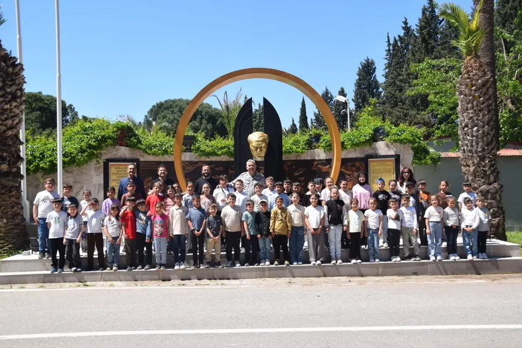 Öğrenciler, Akhisar Hava Üssü'nü Ziyaret Etti