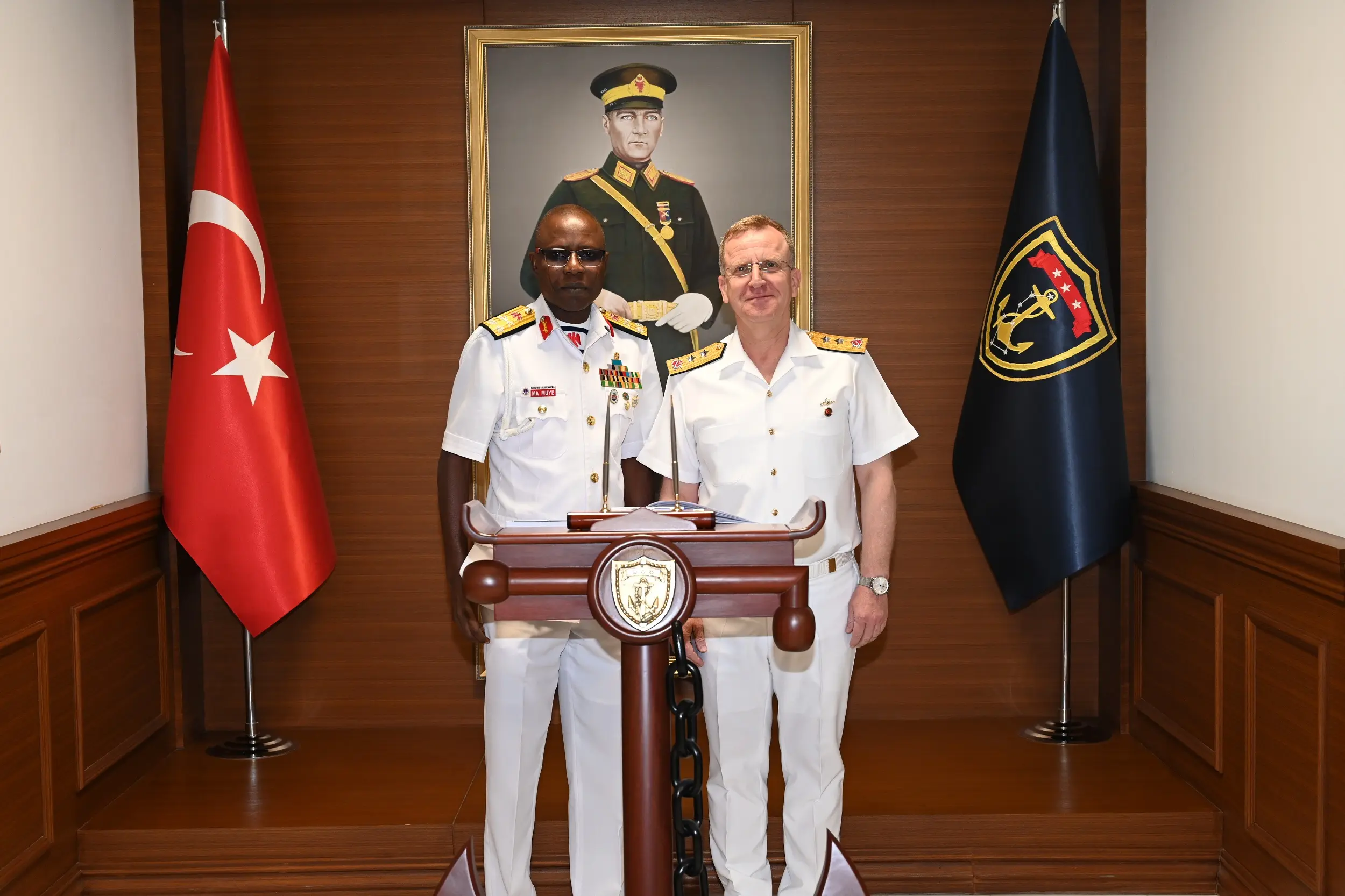 Nijeryalı Amiral'den Kuzey Denizi Komutanına Ziyaret