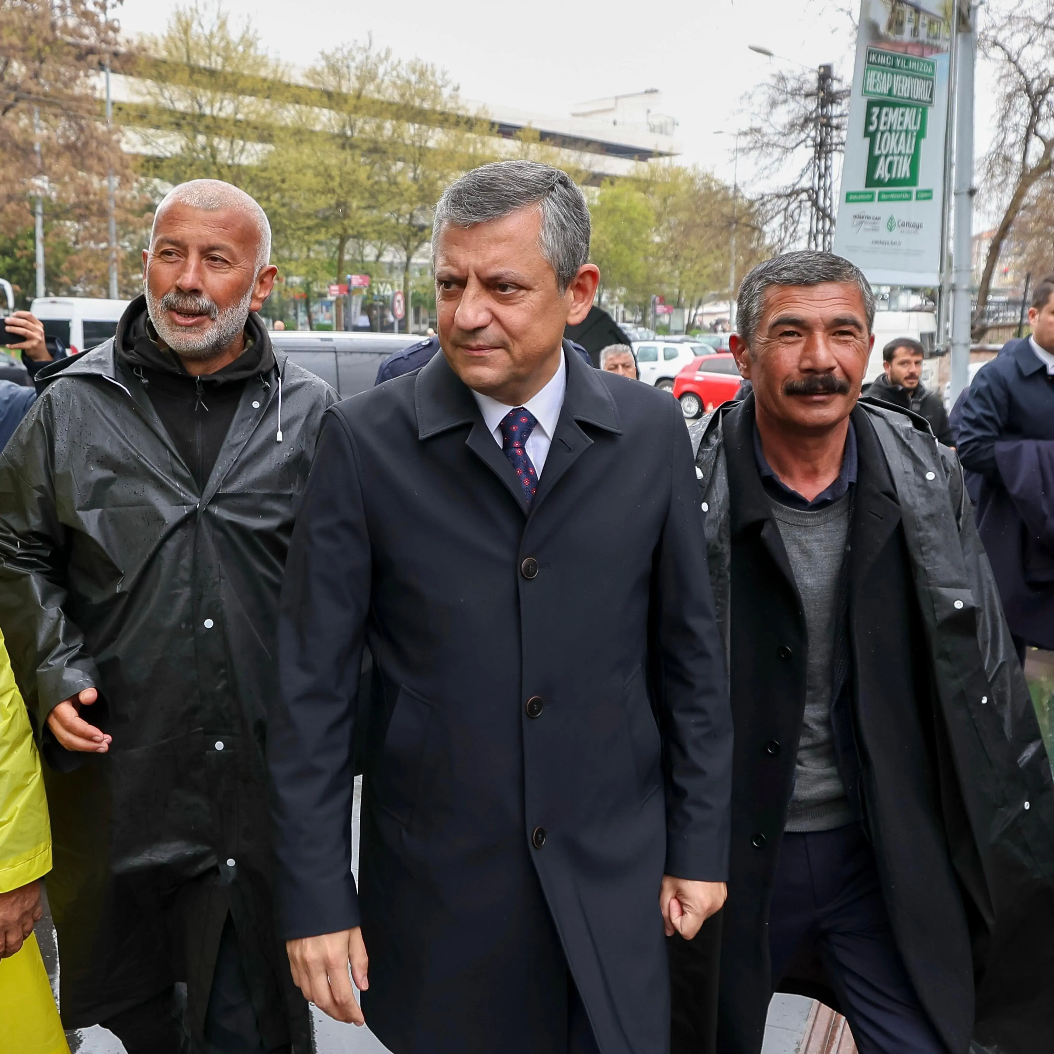 Sendika liderlerinin tutuklanması işçilere tehdittir