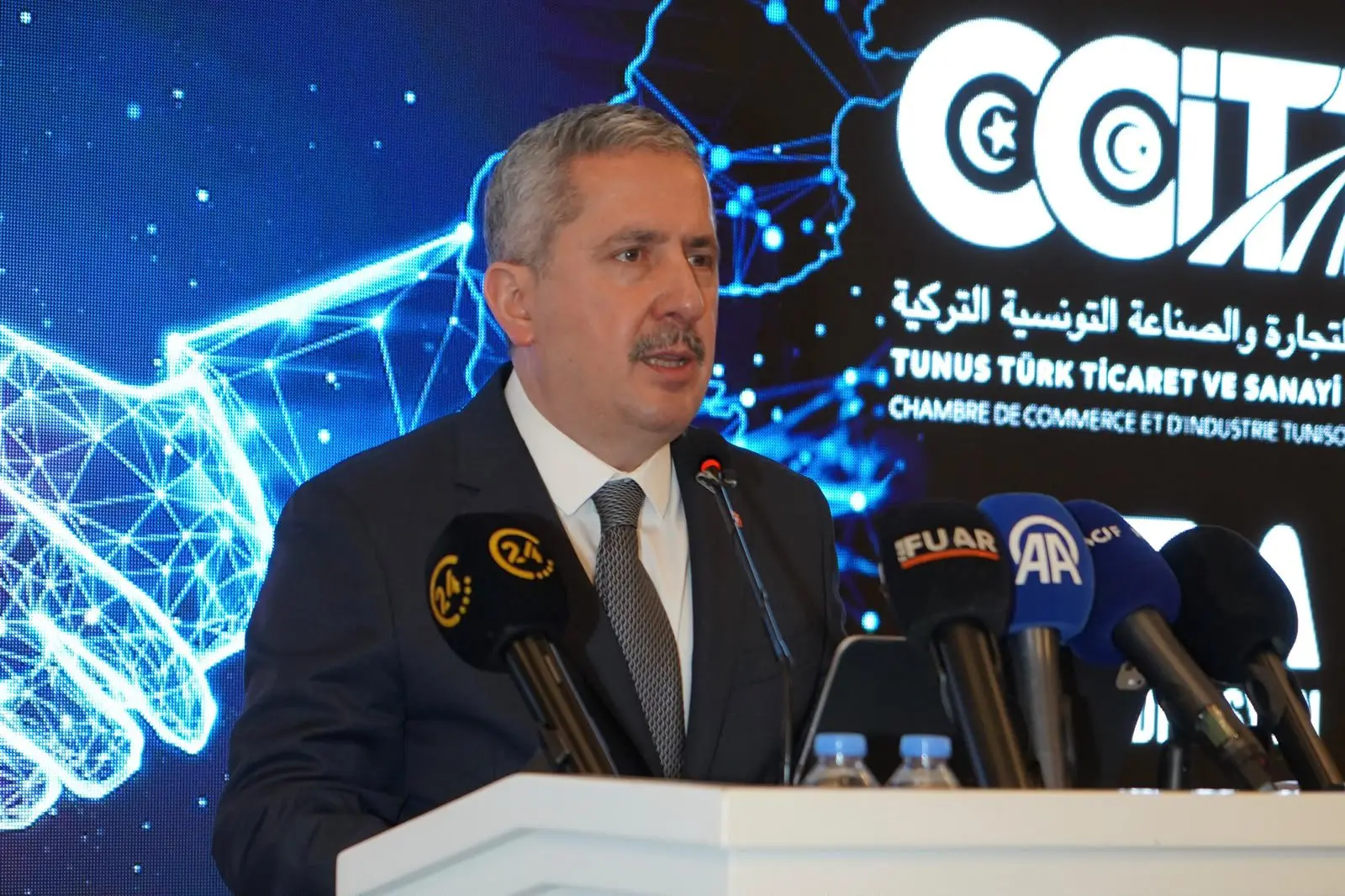 Gürcan, Türkiye-Tunisia Yatırım Forumu'nda konuştu