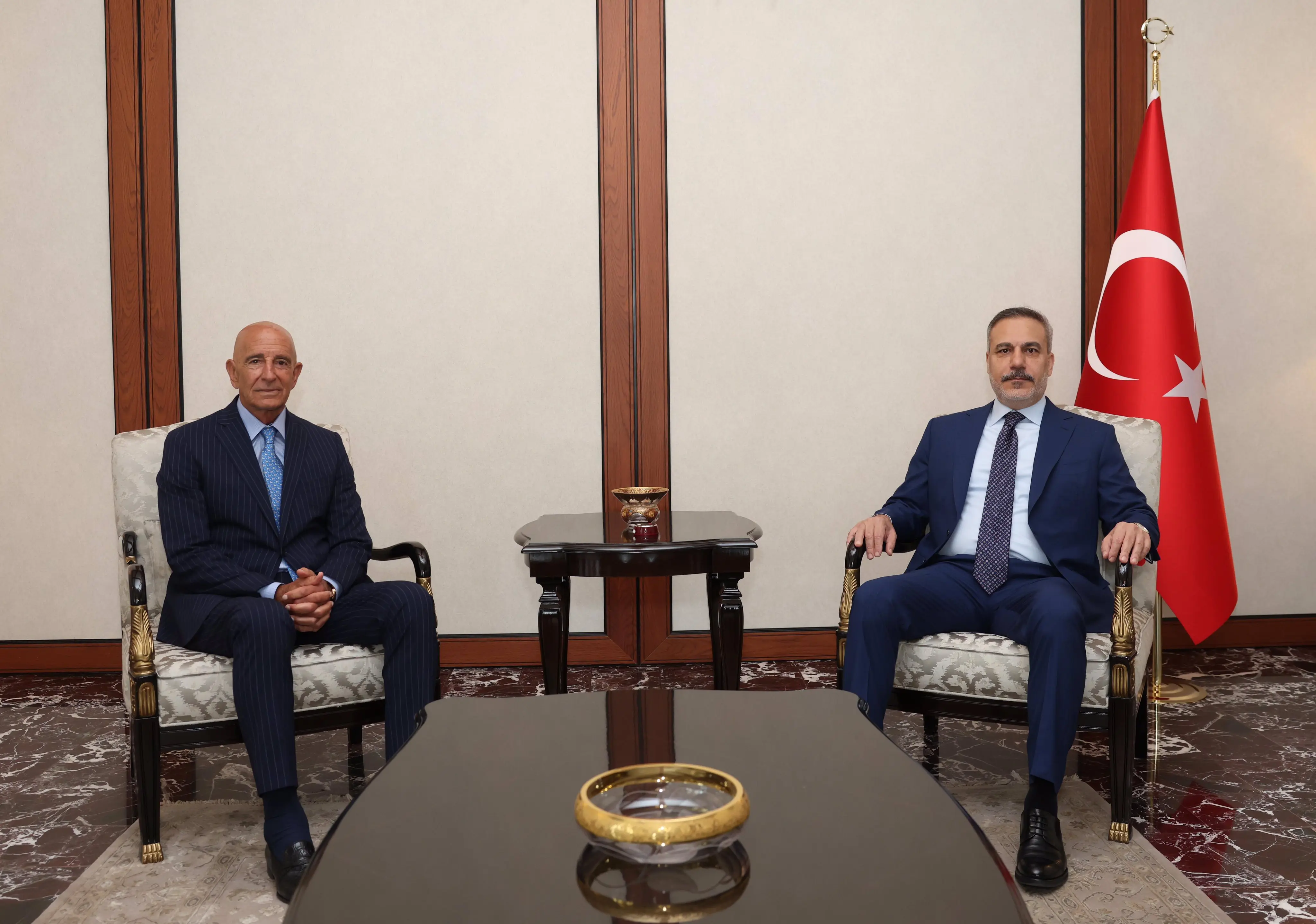 Hakan Fidan, ABD Büyükelçisi Tom Barrack ile görüştü