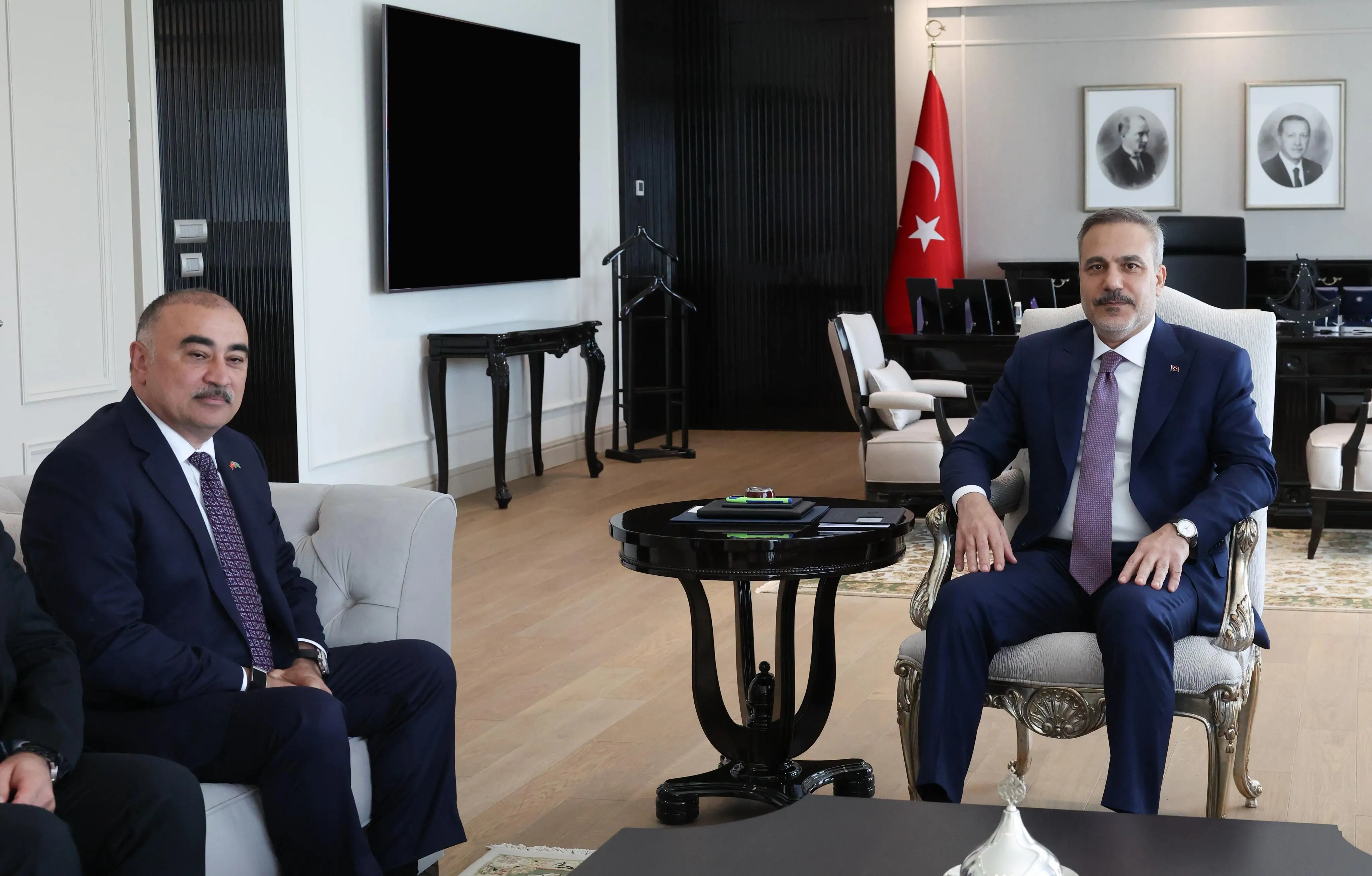 Hakan Fidan, Azerbaycan Büyükelçisi'ni kabul etti