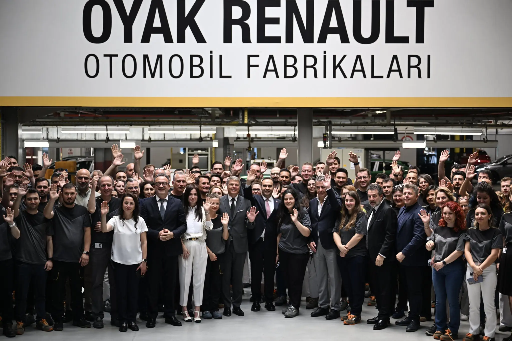 Bursa'da Üretilen Renault Boreal Dünyaya İhraç Edilecek