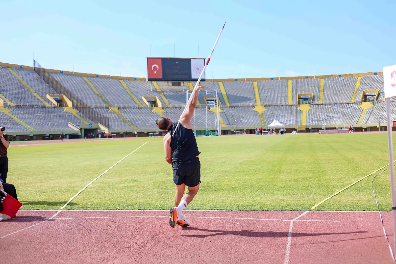 İzmir'de Kara Kuvvetleri Atletizm Şampiyonası Yapıldı