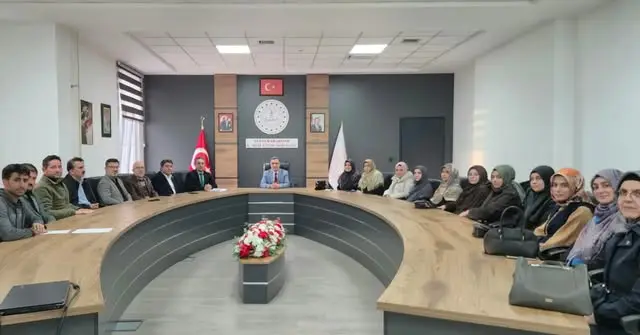 İl Milli Eğitim Müdürü Kursları Ziyaret Etti