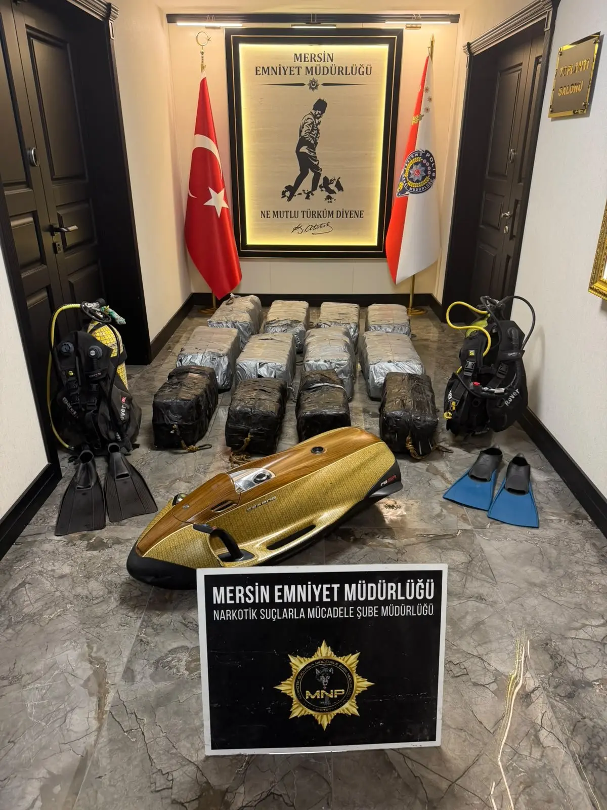 Mersin Limanı'nda 350 kg kokain ele geçirildi