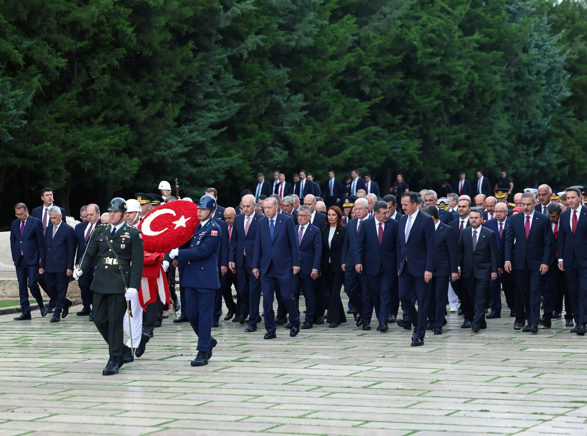 Cumhurbaşkanı Erdoğan, Zafer Bayramı törenine katıldı