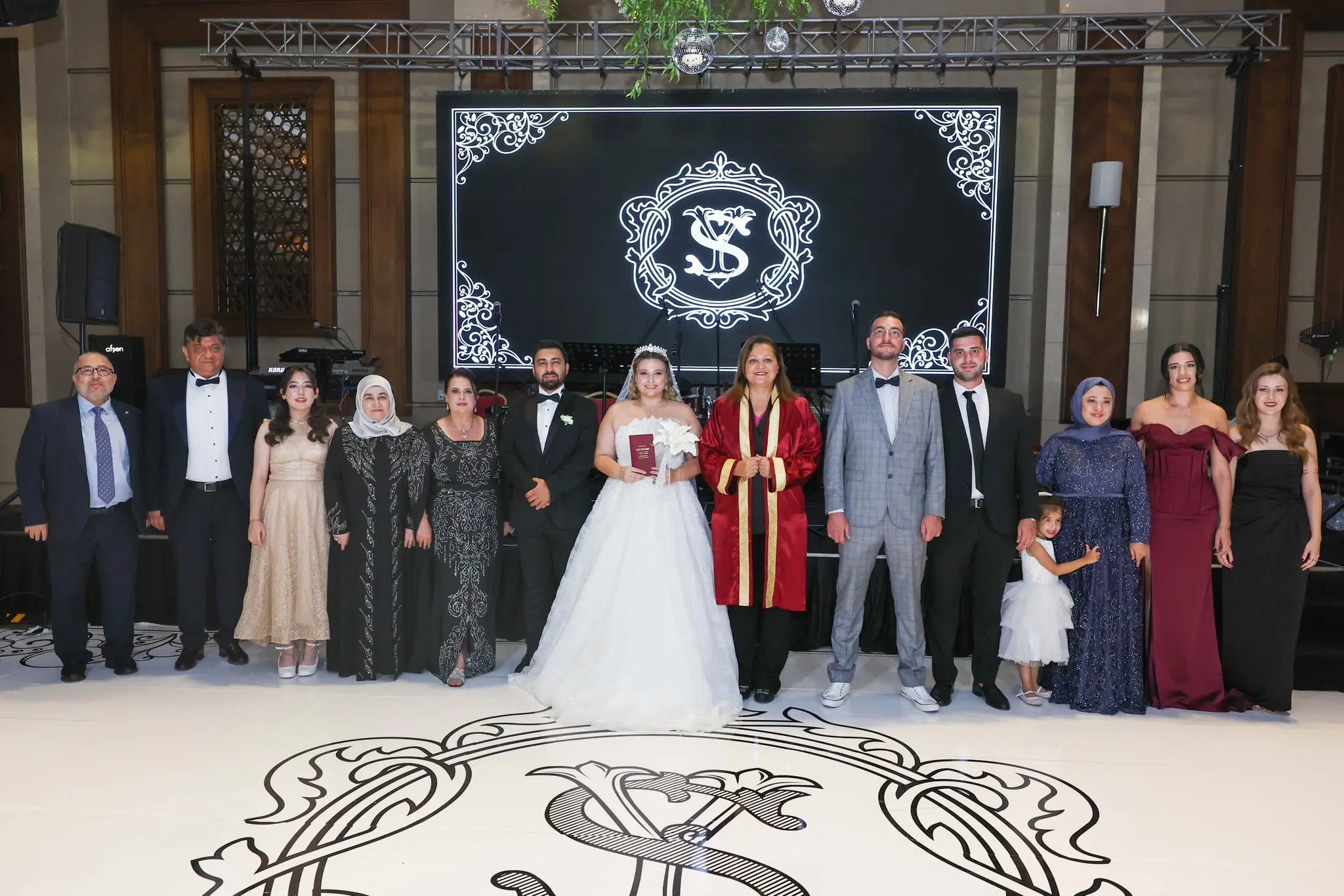 Selin Şap ve Muhammed Yunus Arslan evlendi