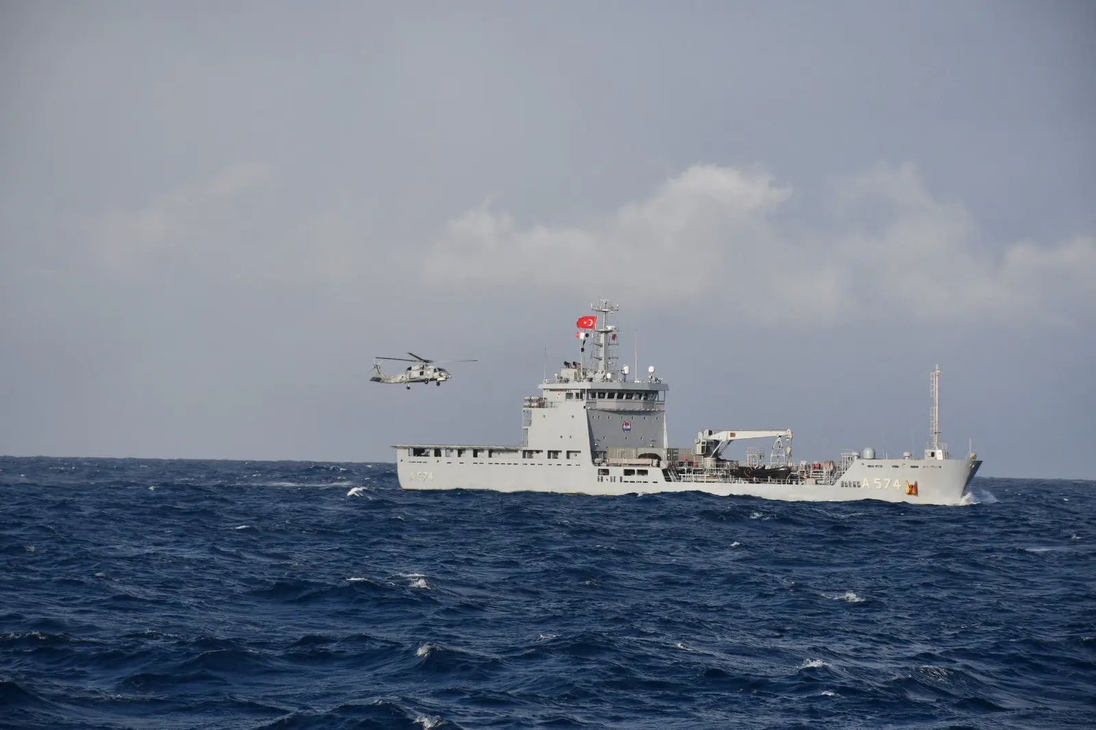 Somali Denizi Görev Grubu, Çağrı Bey'i koruyor