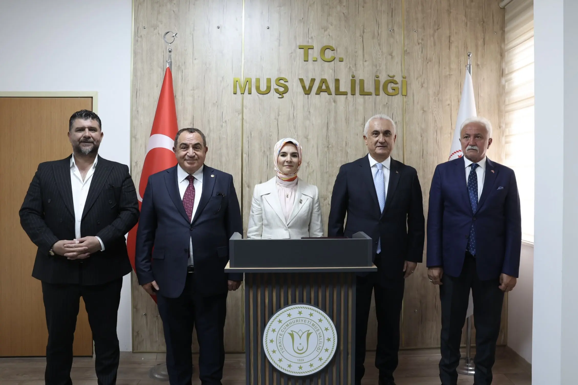 Mahinur Özdemir Göktaş Muş Valiliğini Ziyaret Etti