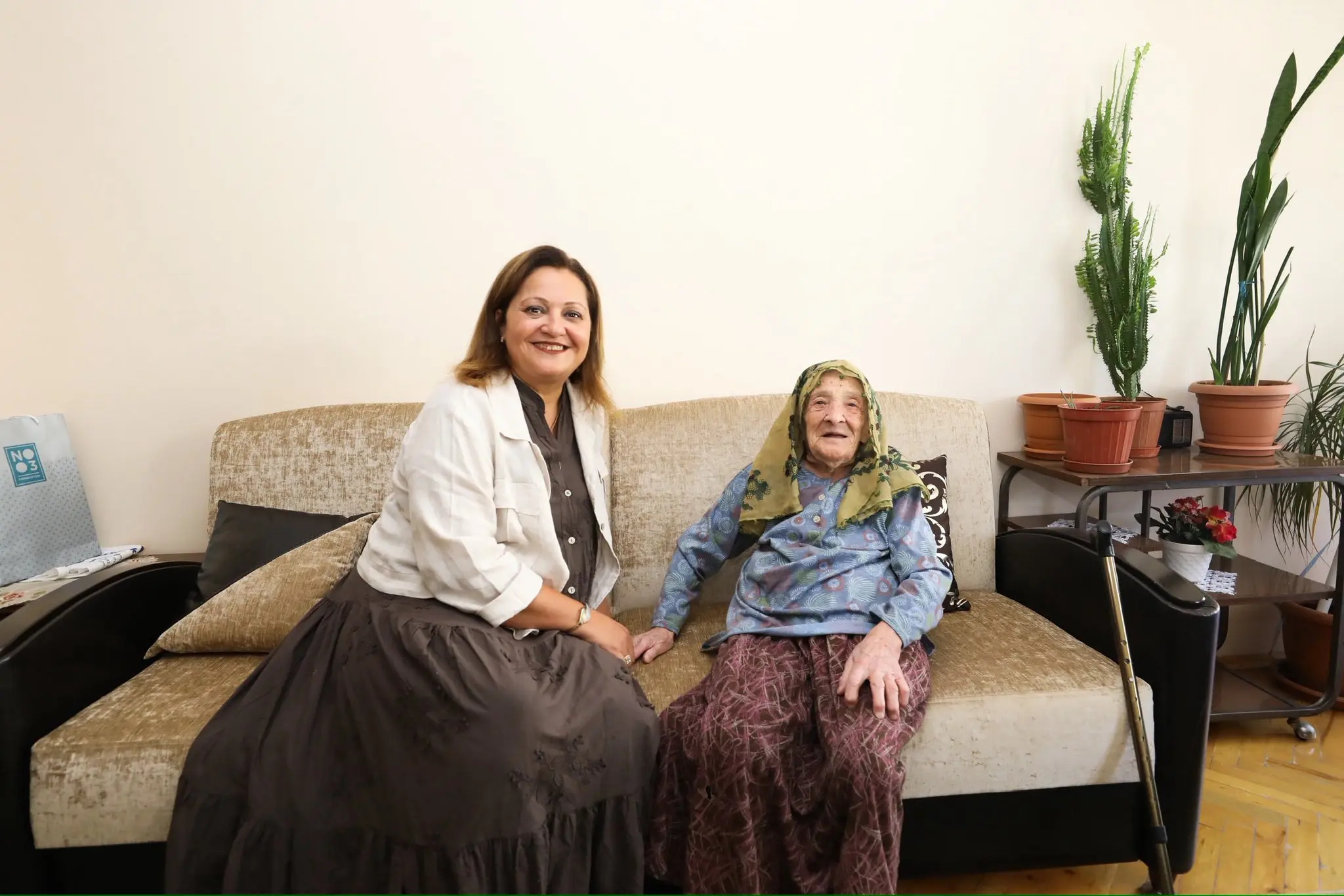 Kandil gününde büyükler ziyaret edildi