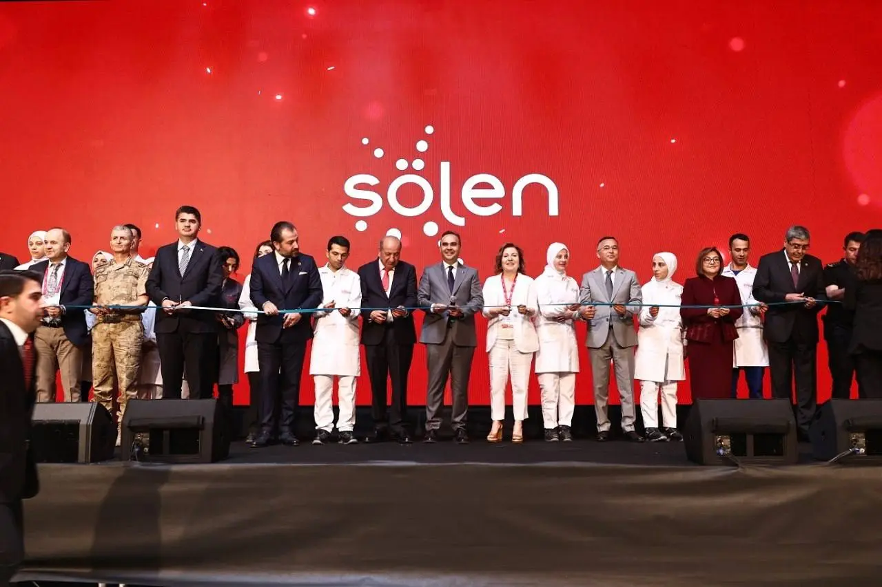 Bakan Kacır Gaziantep'te Çikolata Tesisi Açtı