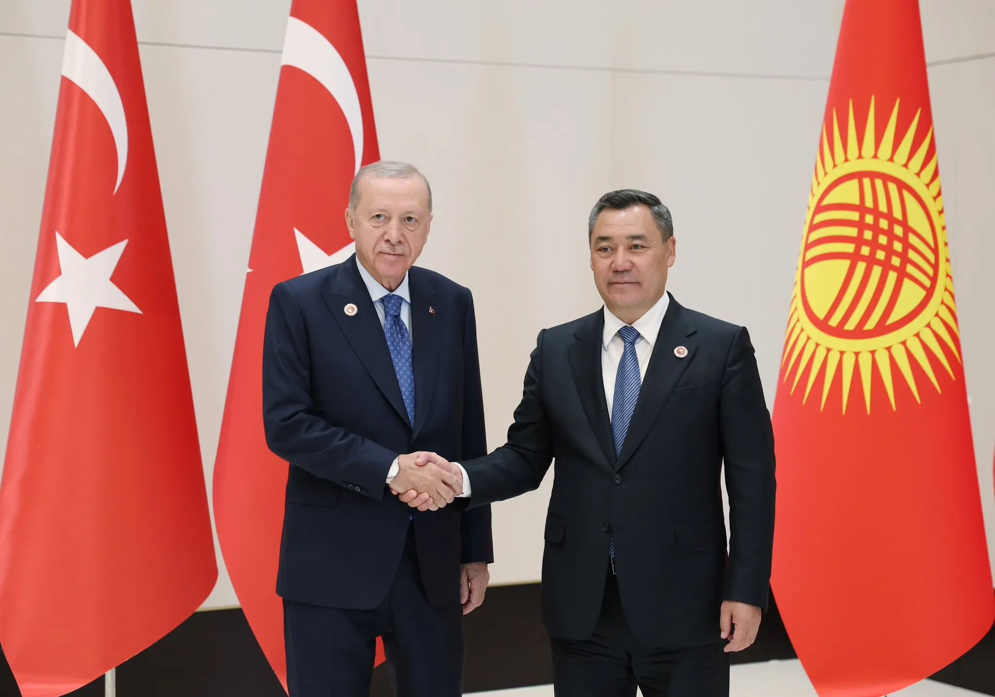Cumhurbaşkanı Erdoğan, Kırgızistan'da Zirveye Katıldı