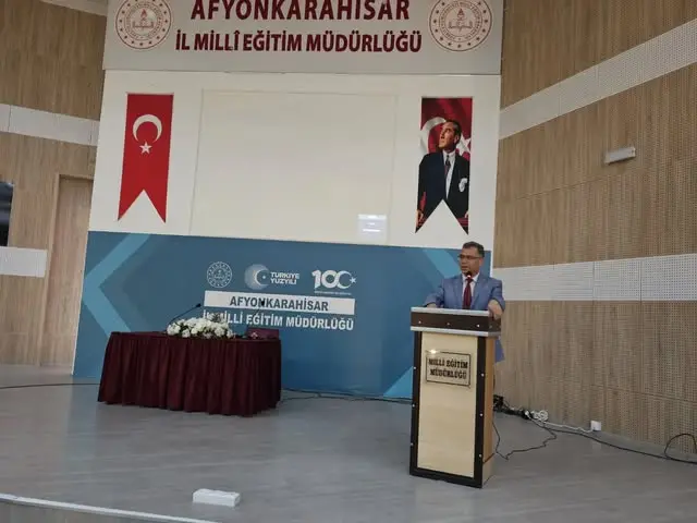 İl Milli Eğitim Müdürü Kur'an Kursunu Ziyaret Etti
