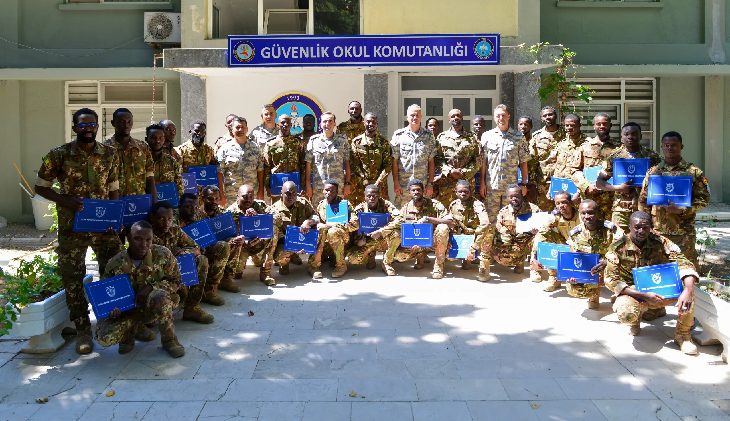 Mali Askerler Güvenlik Eğitimi Programını Tamamladı