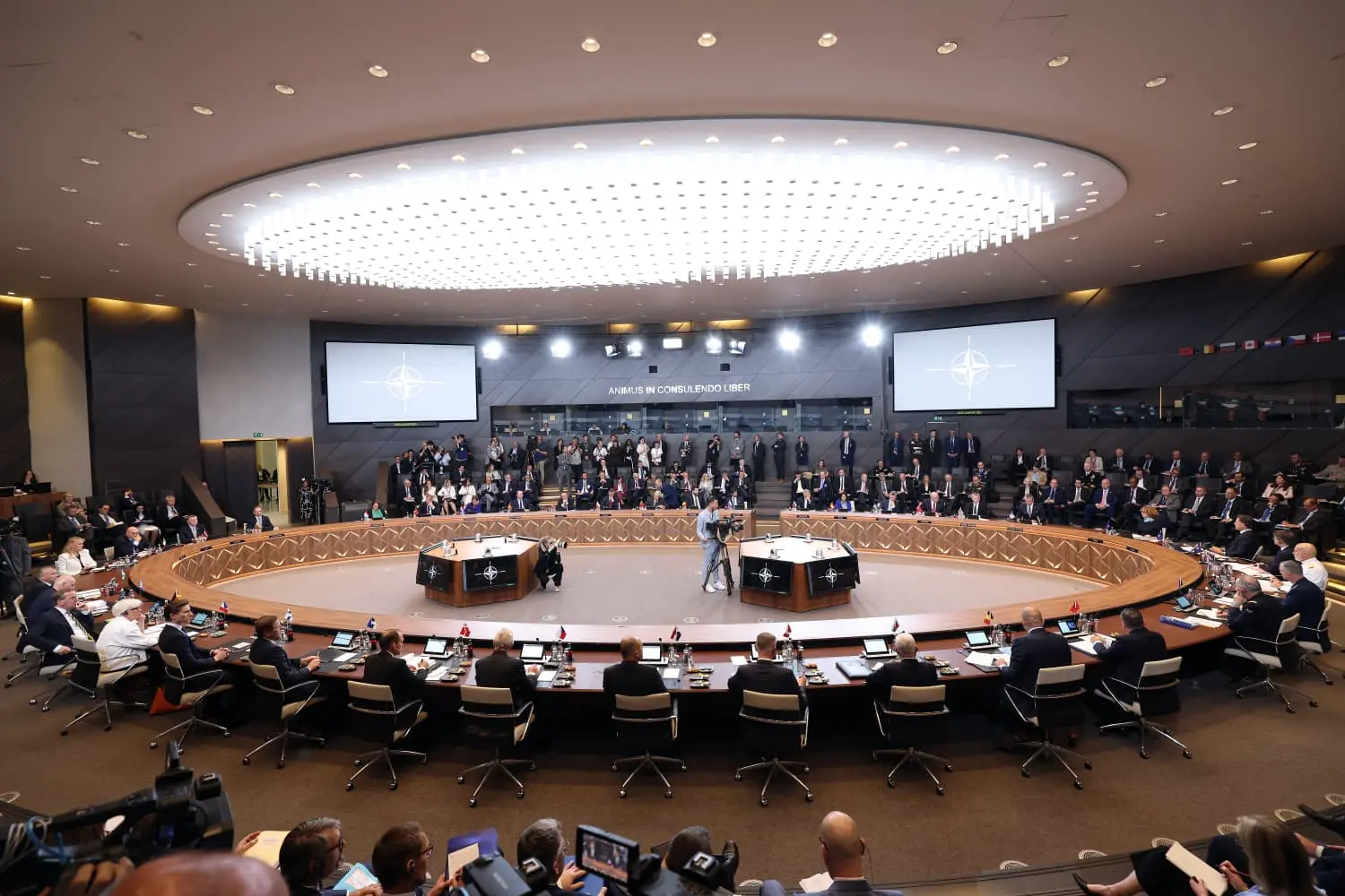 Yaşar Güler, NATO Savunma Bakanları Toplantısına Katıldı