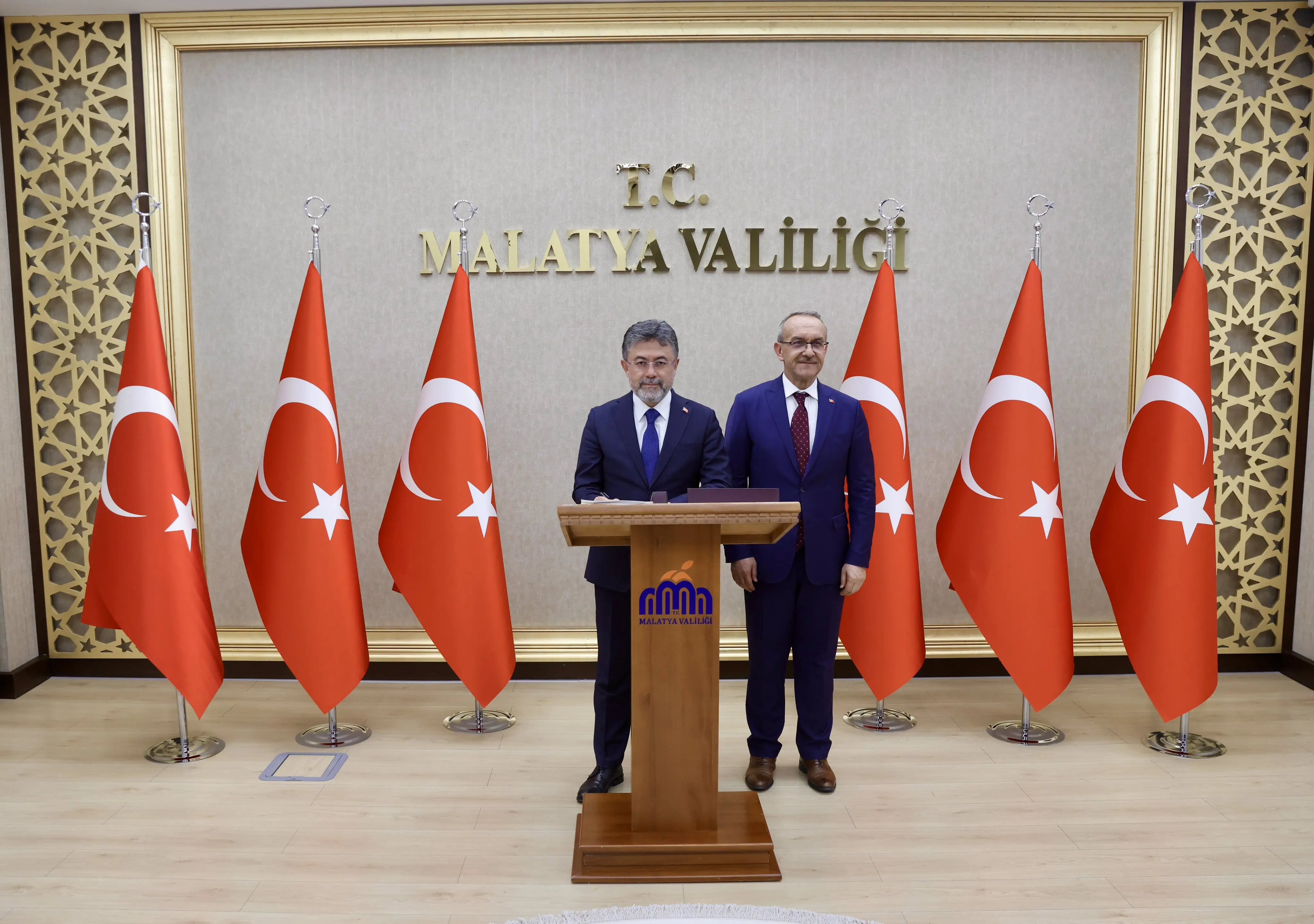 Bakan Yumaklı Malatya Valiliği'ni Ziyaret Etti