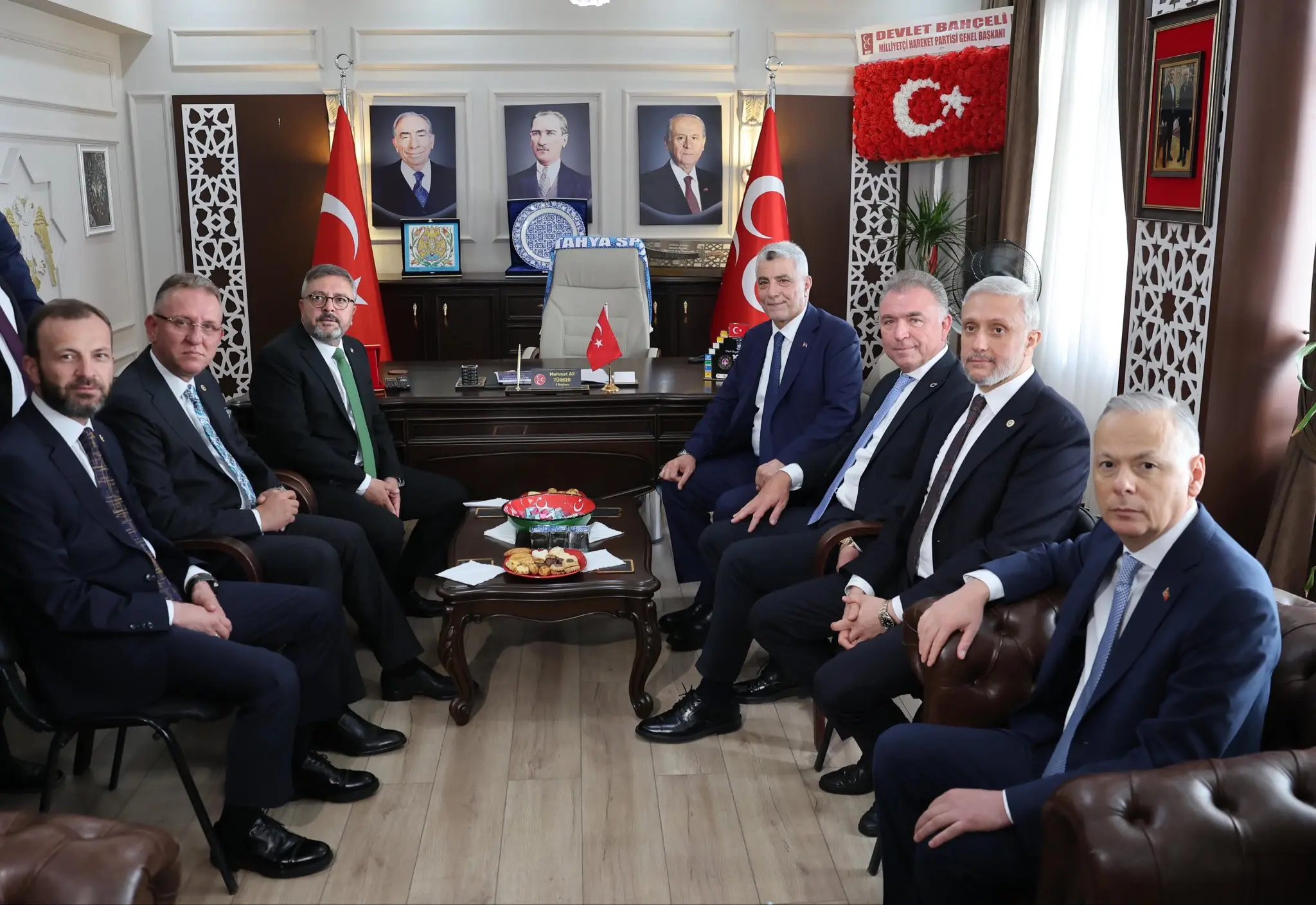 Kütahya'da MHP ile verimli görüşme yapıldı