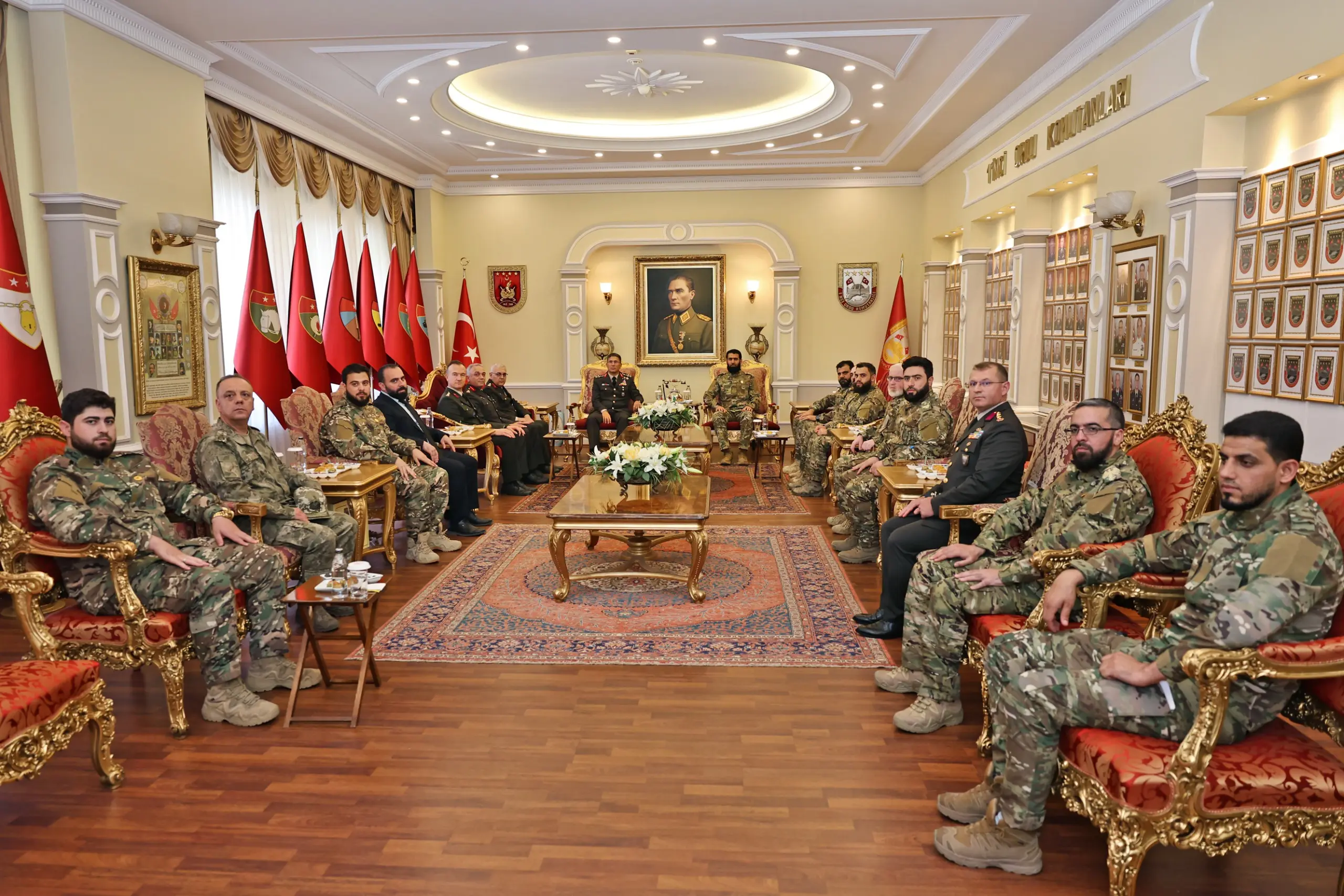Suriye Komutanı Türkiye'de Askeri Ziyaret Gerçekleştirdi