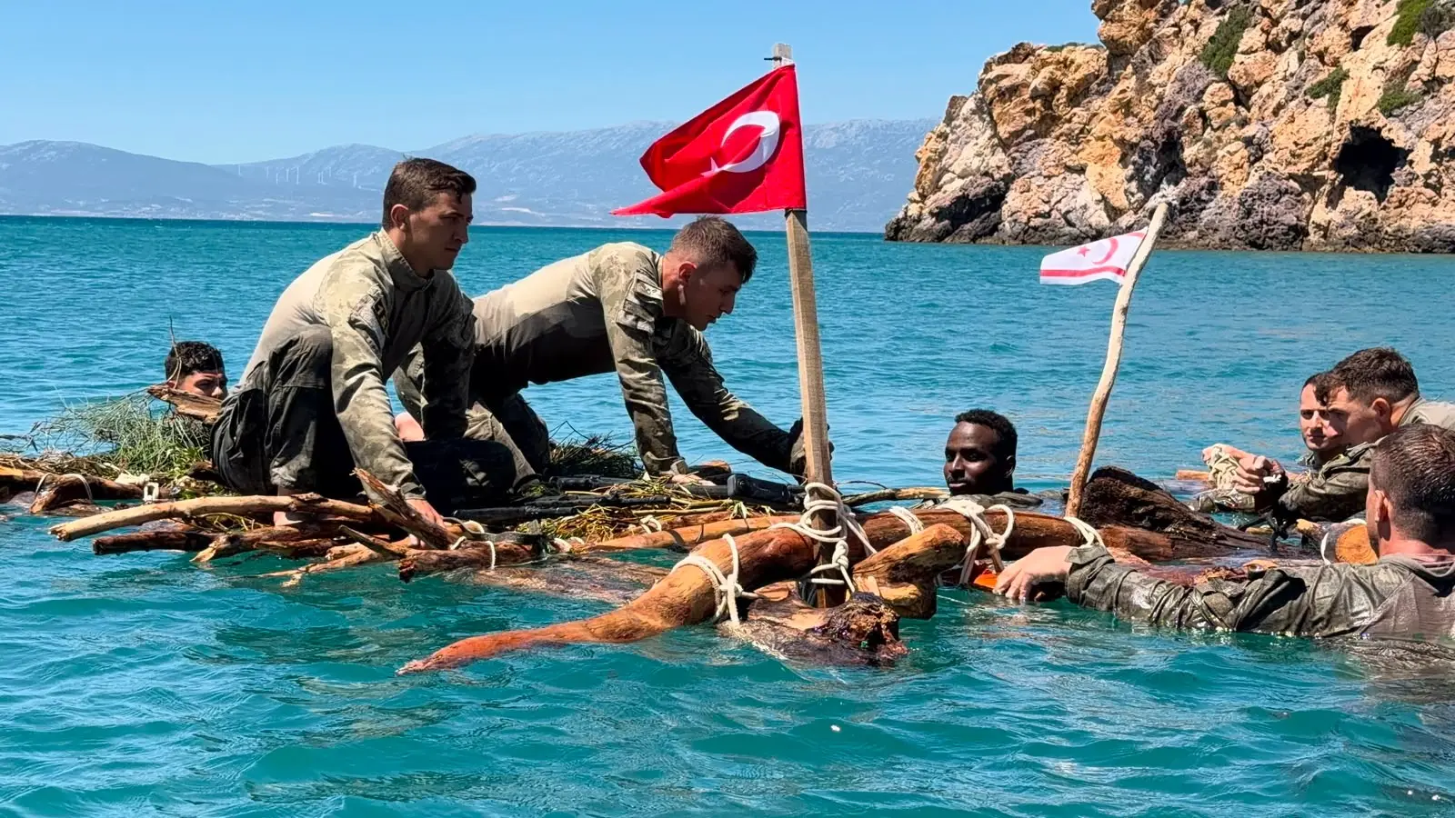 Komando Okulu'nda çeşitli sınavlar gerçekleştirildi