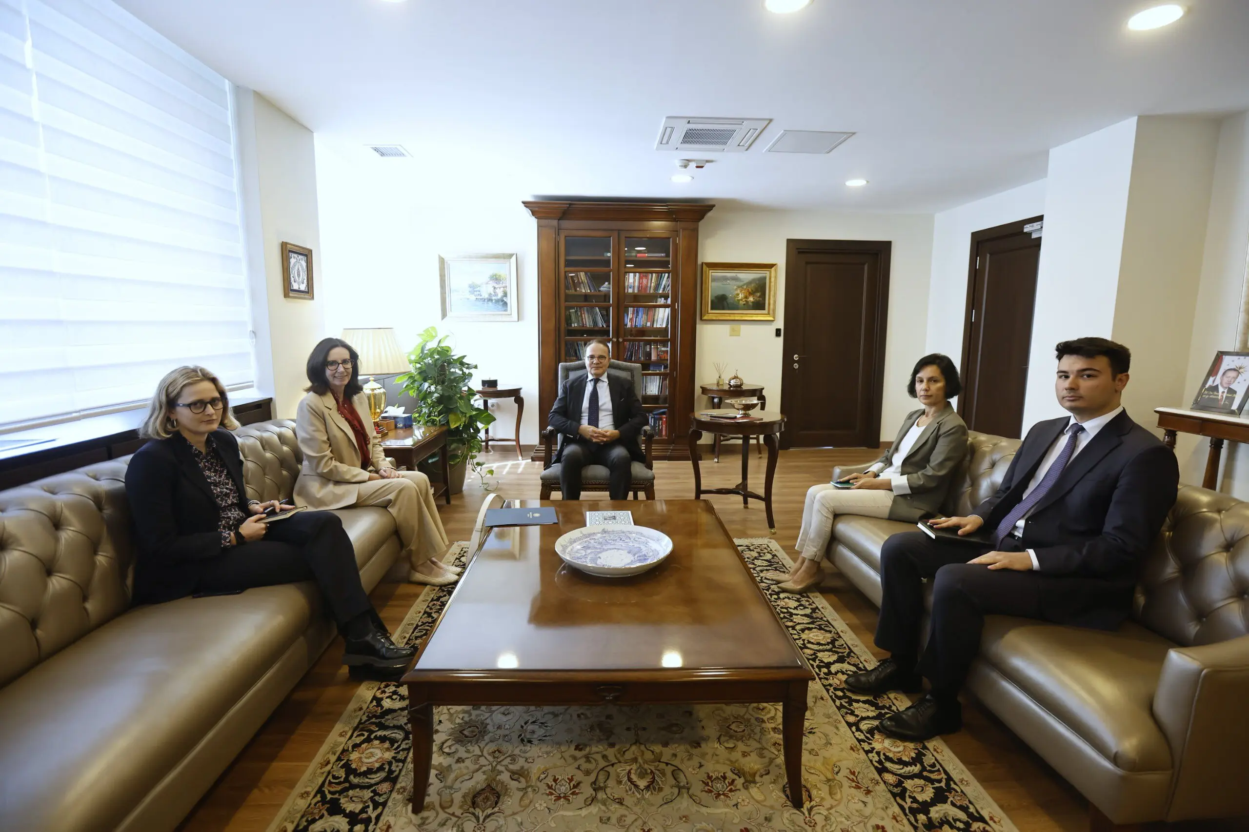 Bozay, İngiltere Büyükelçisi Anderson'u kabul etti