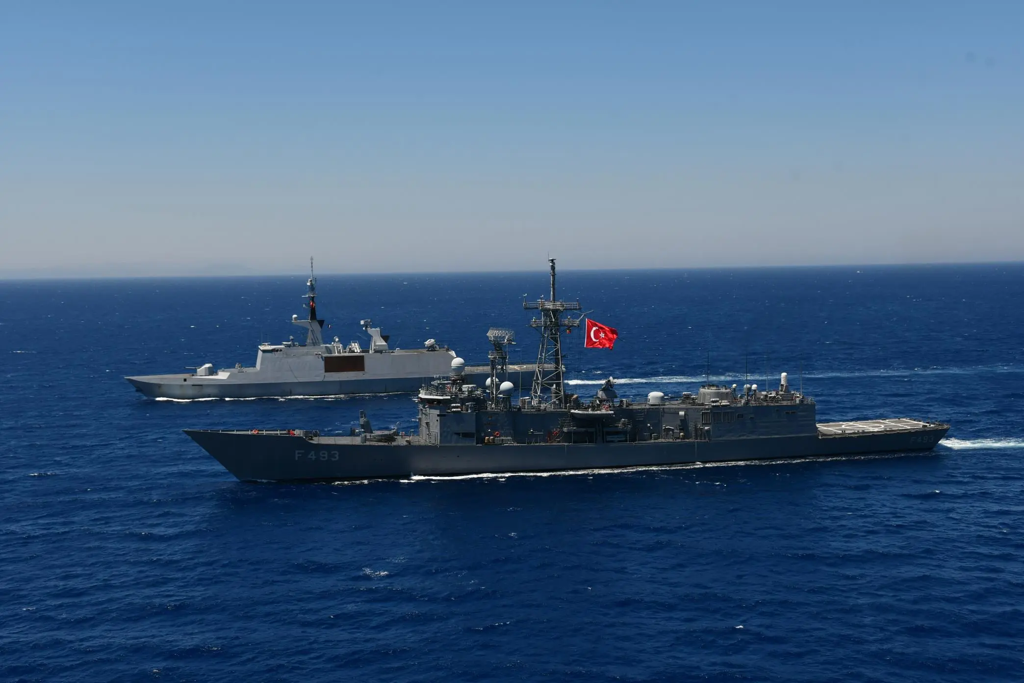 Fransız Donanması Aksaz Limanı'nı Ziyaret Etti