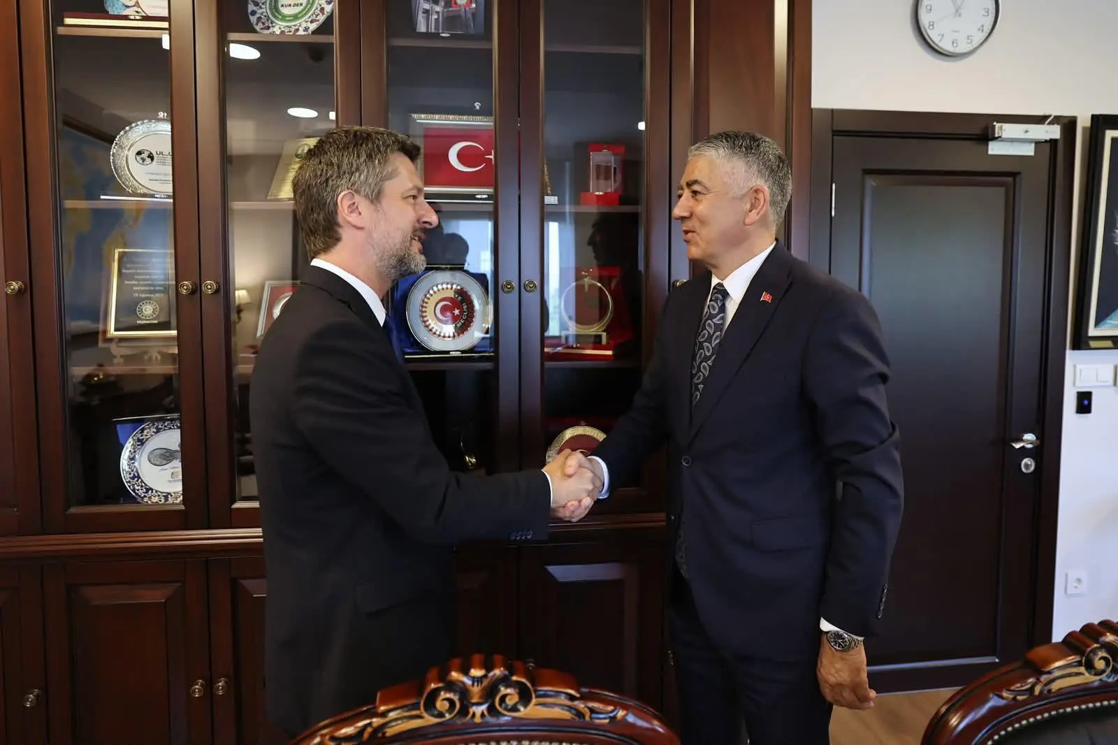 Ali Özel, Macar Büyükelçi Matis'i kabul etti