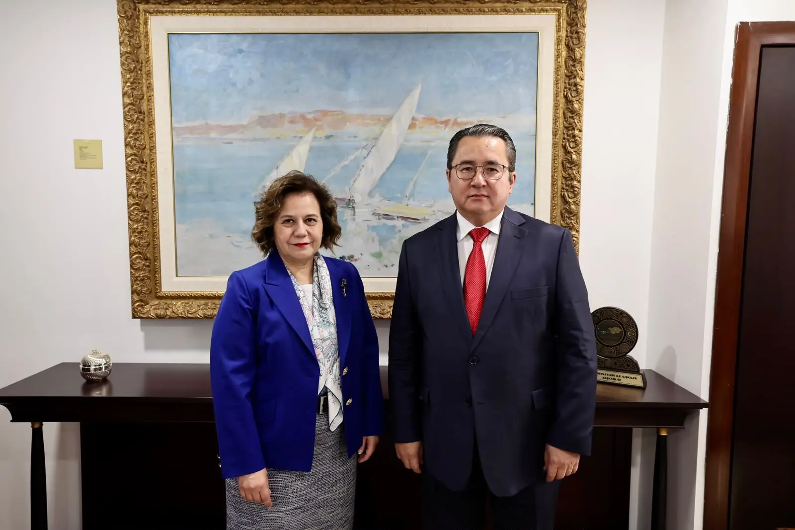 Berris Ekinci, Kazak mevkidaşıyla görüştü