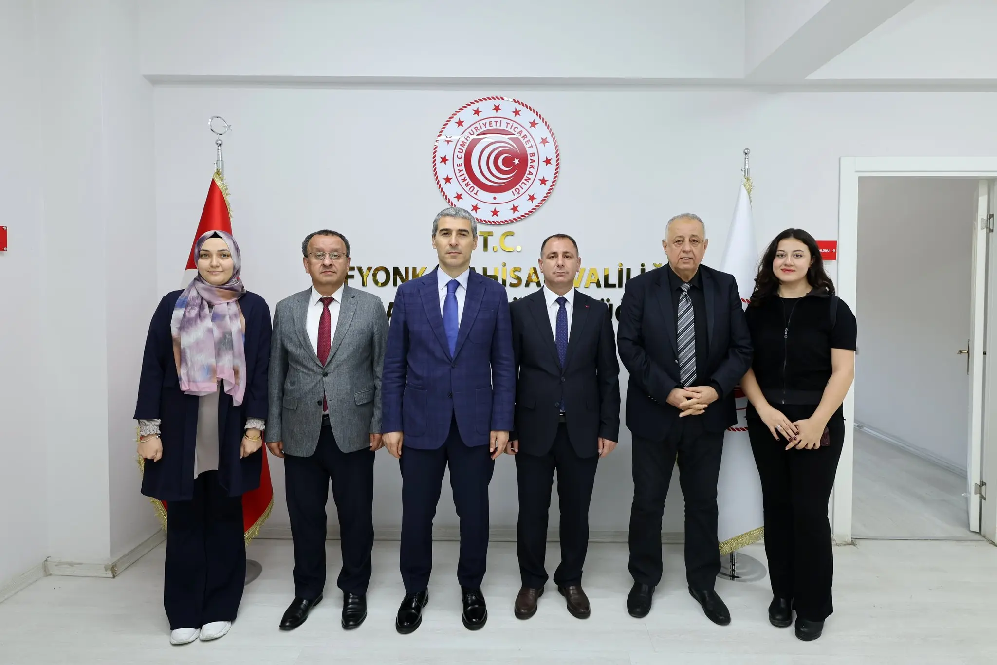 Vali Aktaş, Ticaret İl Müdürlüğü'nü Ziyaret Etti