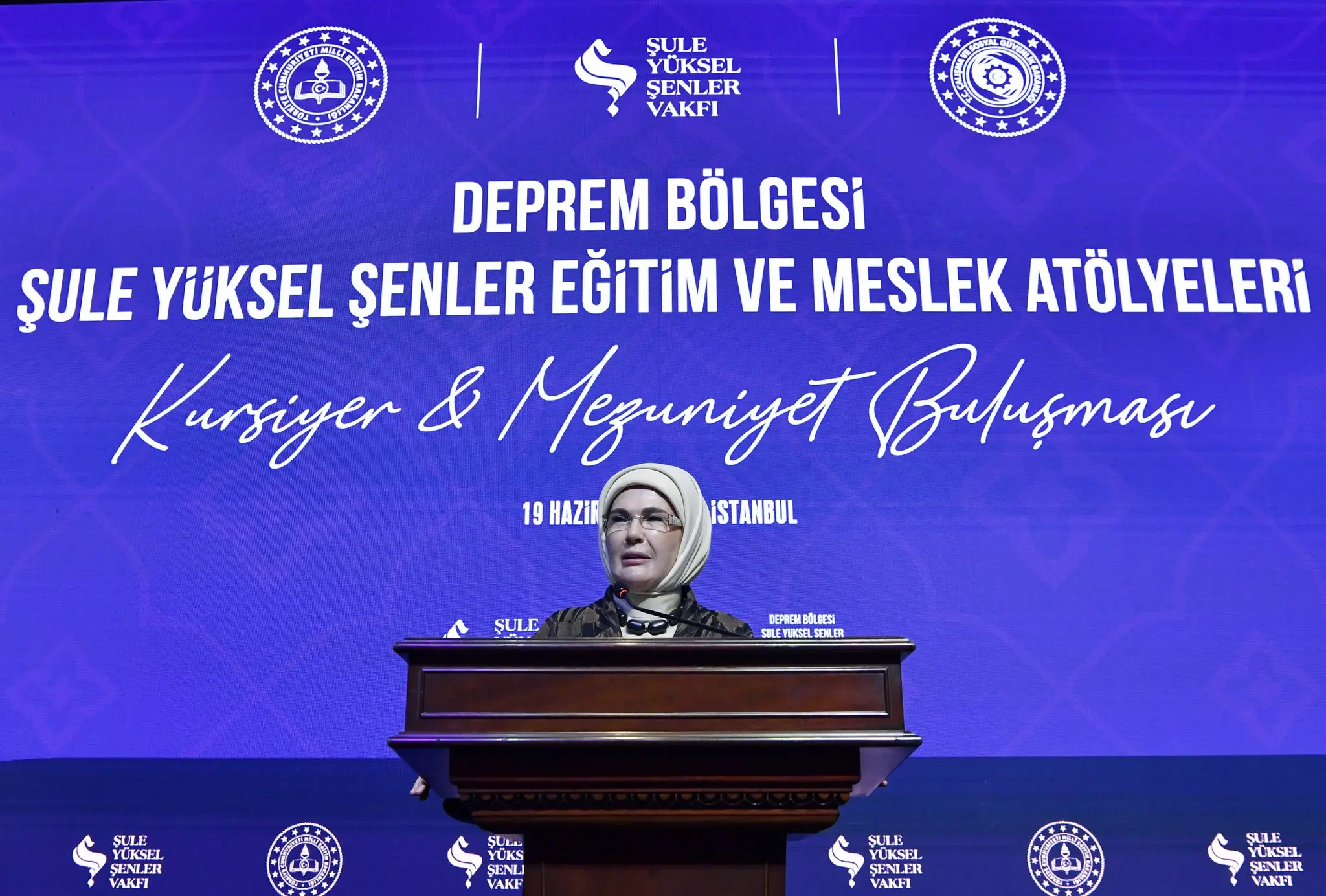 Emine Erdoğan, Şenler Vakfı etkinliğine katıldı