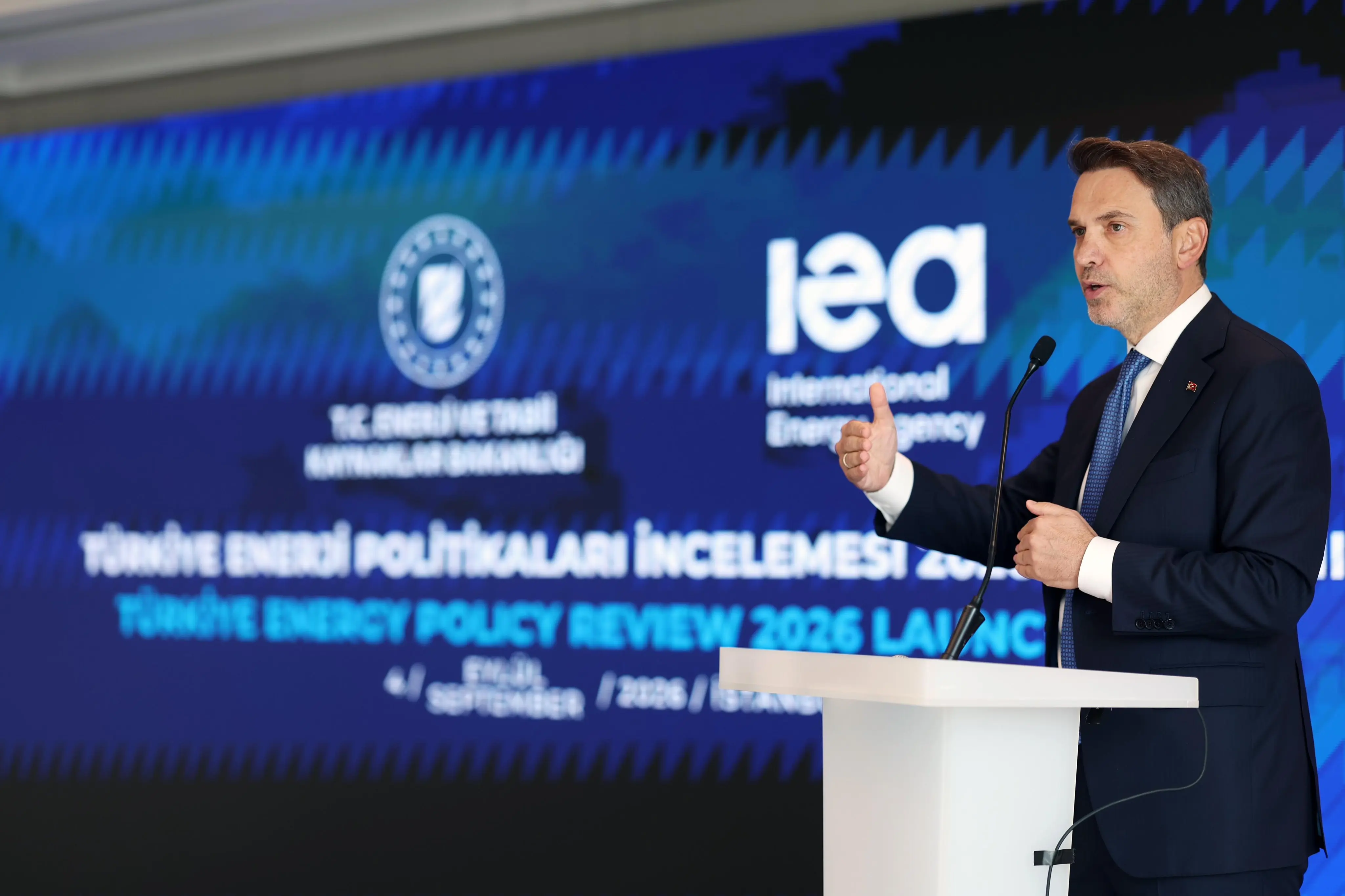 Enerji Bakanı, Türkiye Enerji Politikaları Raporu'nu tanıttı