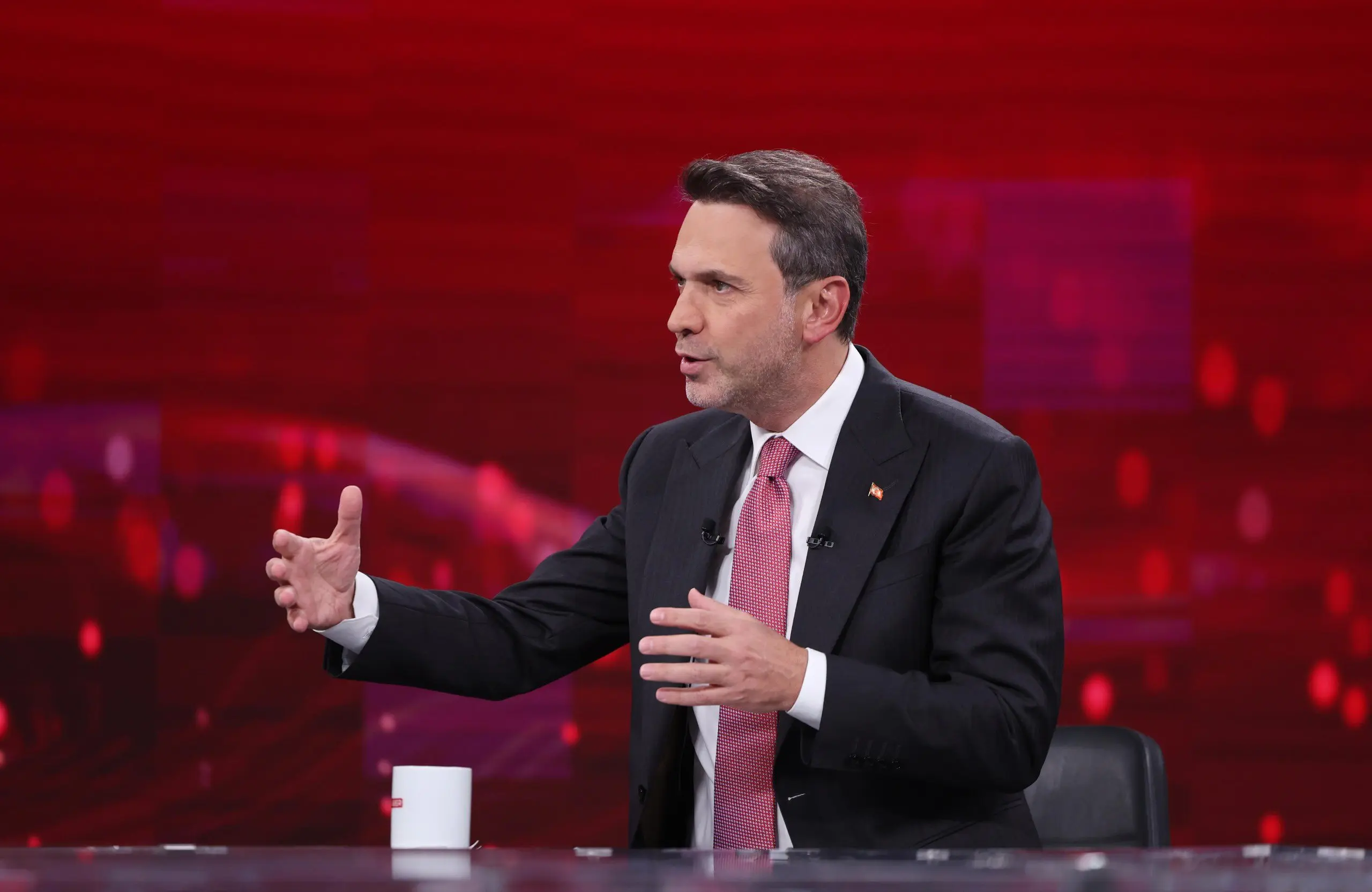 Bakan Bayraktar TRT Haber'de açıklamalarda bulundu