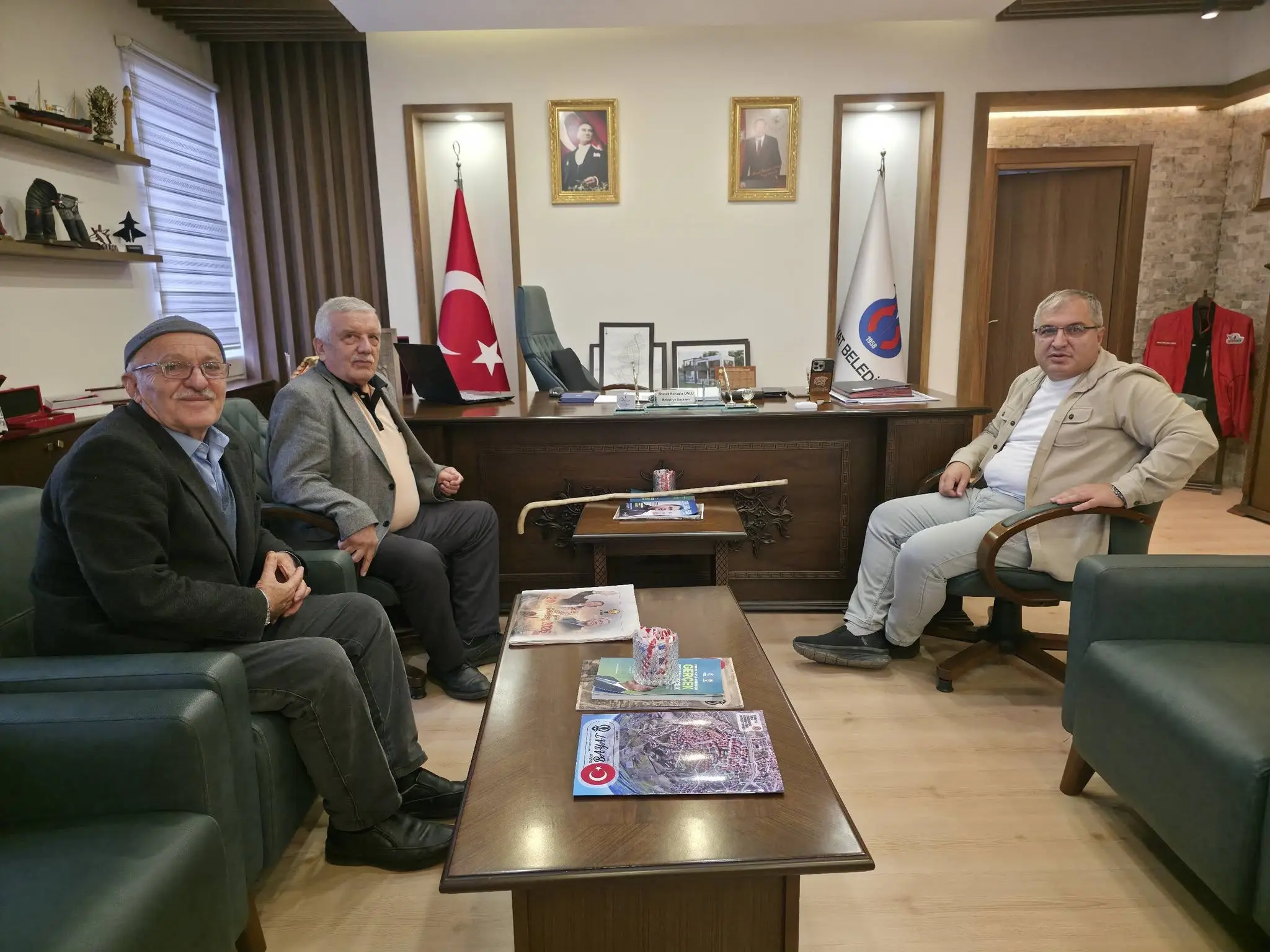 Belediye Başkanı Ünlü'ye Ziyaret