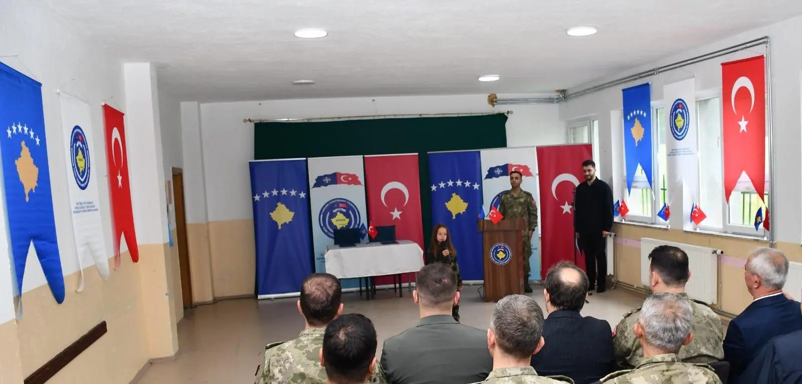 Kosova'da Çocuklar için Güvenli Oyun Alanı Açıldı