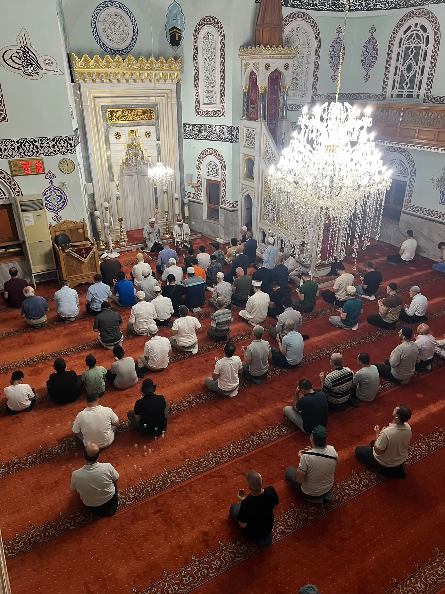 Mevlid Kandili Beyoğlu Piyalepaşa Camii'nde kutlandı