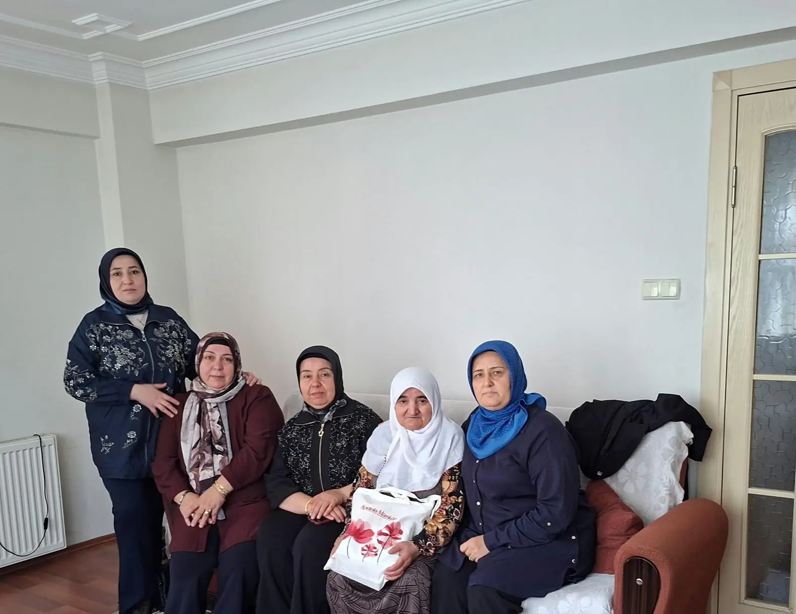 Kadın Kolları Taziye Ziyareti Gerçekleştirdi