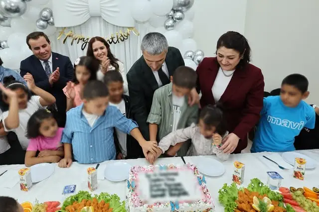 Uşak Tekstil OSB Yönetimi Valilik Ziyareti Gerçekleştirdi