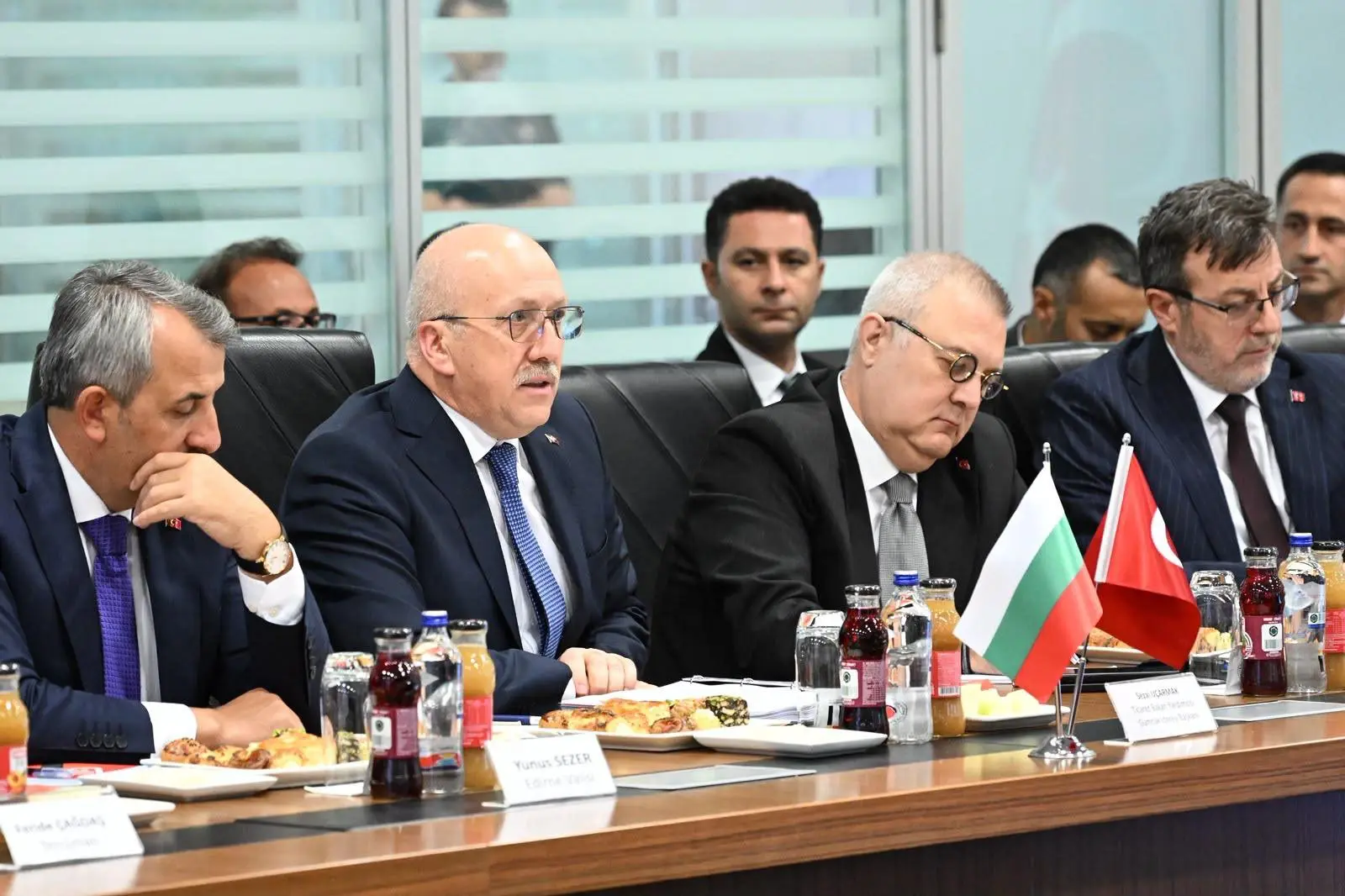 Türkiye ve Bulgaristan yeni gümrük kapısı için toplandı