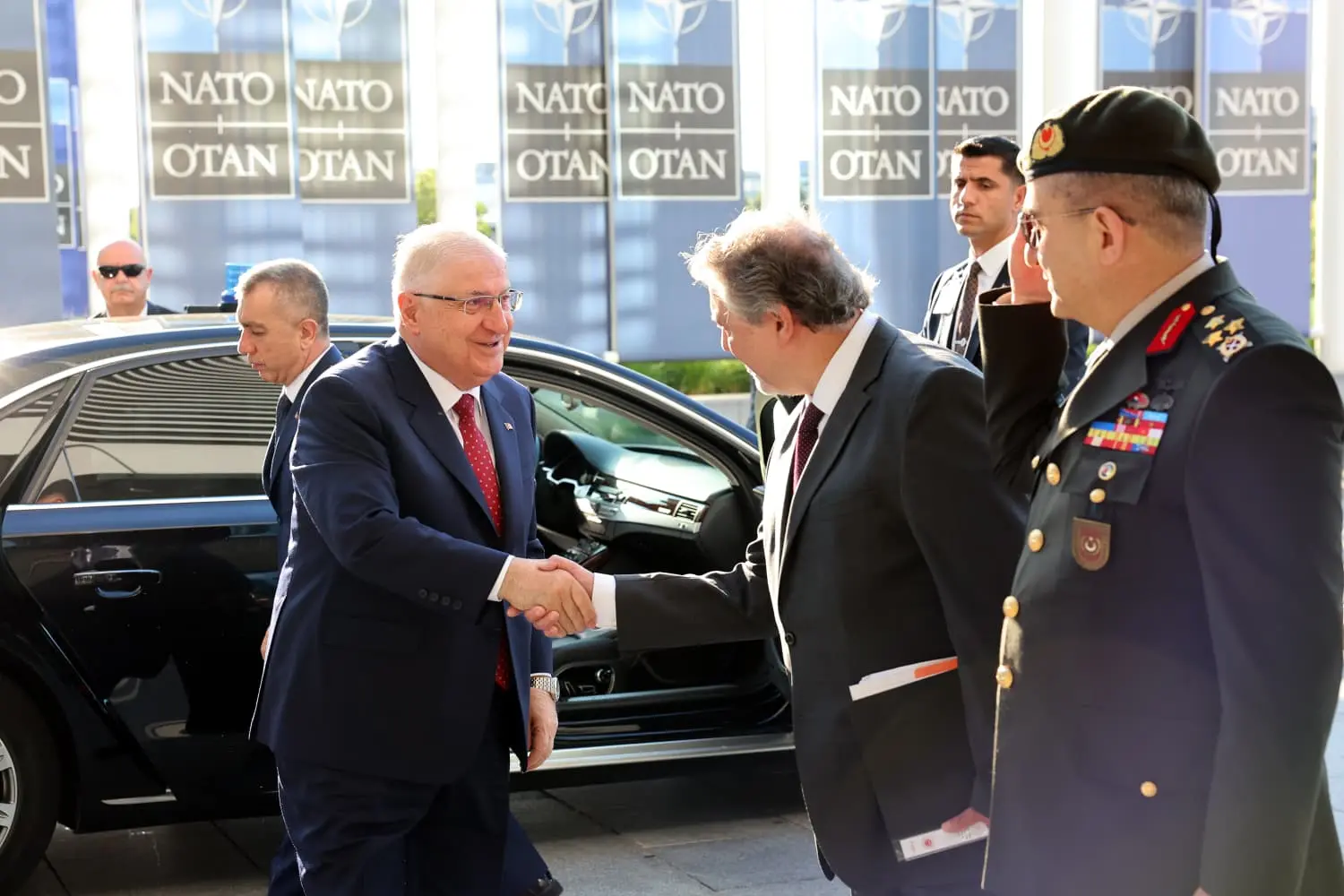 Yaşar Güler, NATO Savunma Bakanları Toplantısında