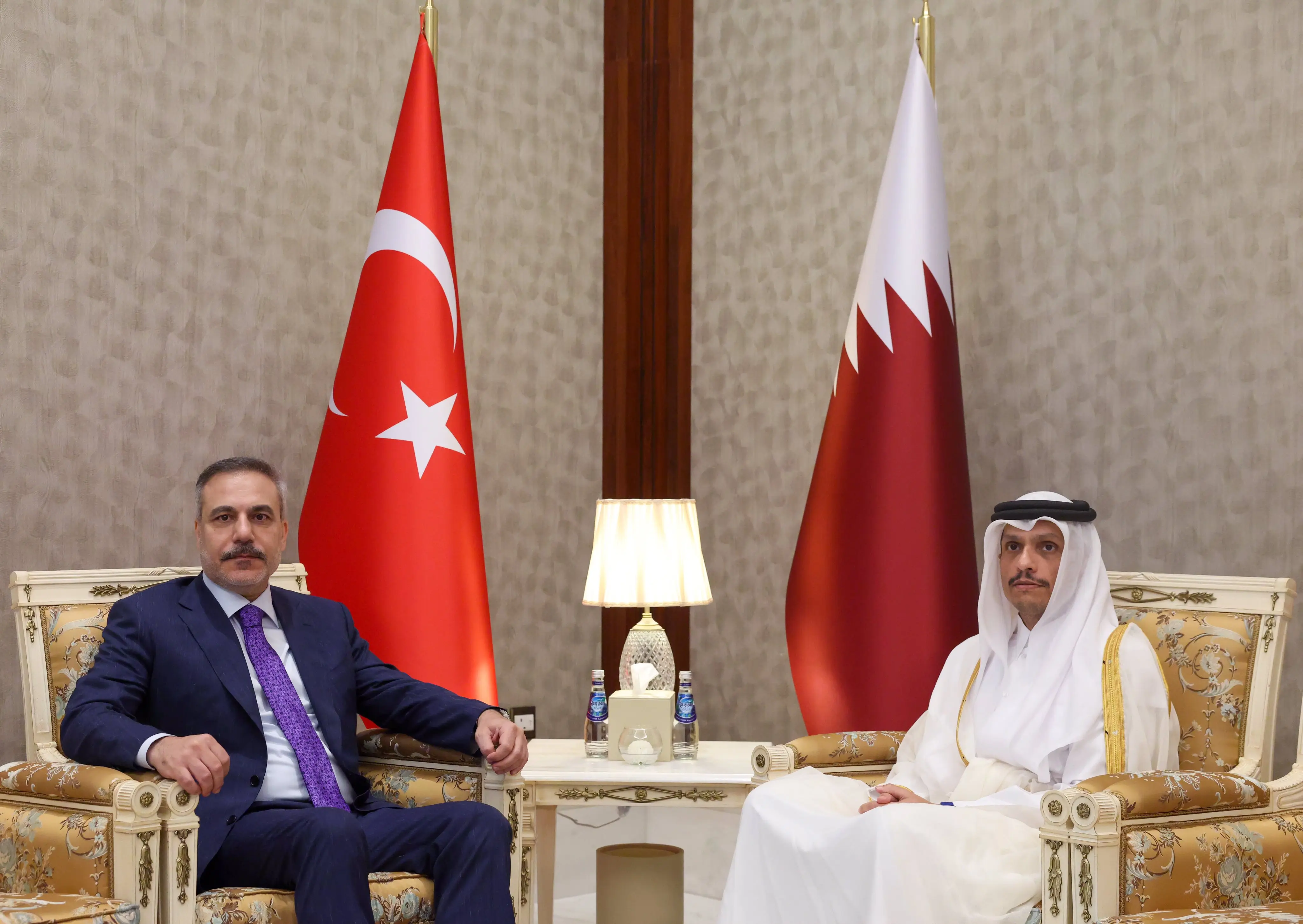 Hakan Fidan, Katar Başbakanı ile Doha'da buluştu
