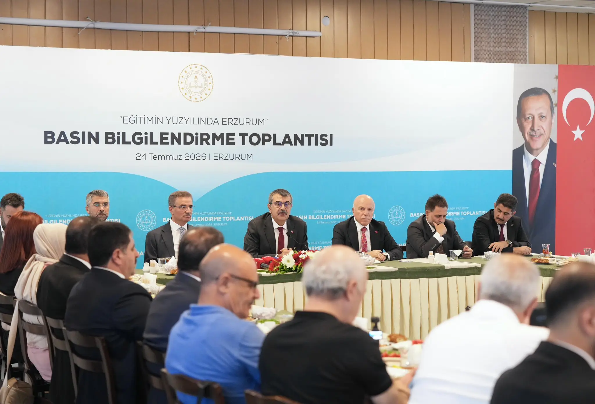 Milli Eğitim Bakanı Tekin'den Erzurum'da açıklamalar