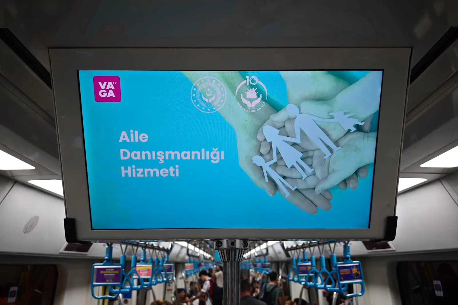 Hizmet Modelleri, Toplu Taşıma ile Tanıtılıyor