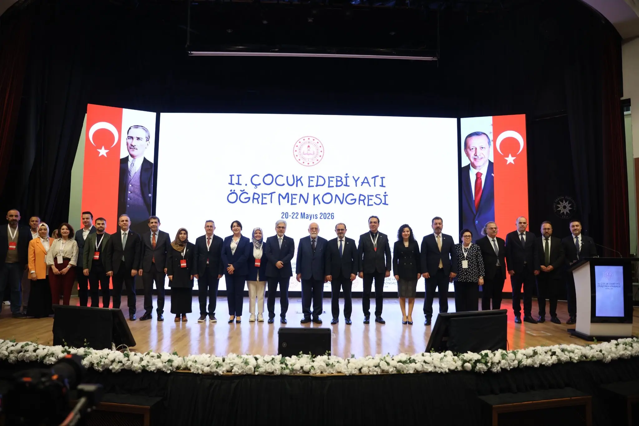 İstanbul'da 2. Çocuk Edebiyatı Öğretmenliği Kongresi Başladı