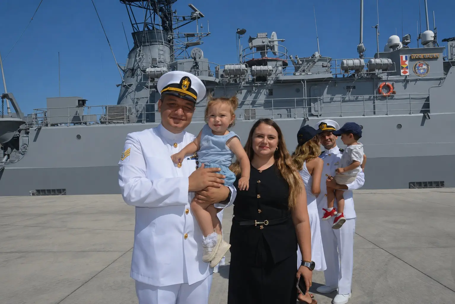 TCG Gaziantep ve TCG Bafra yurda döndü